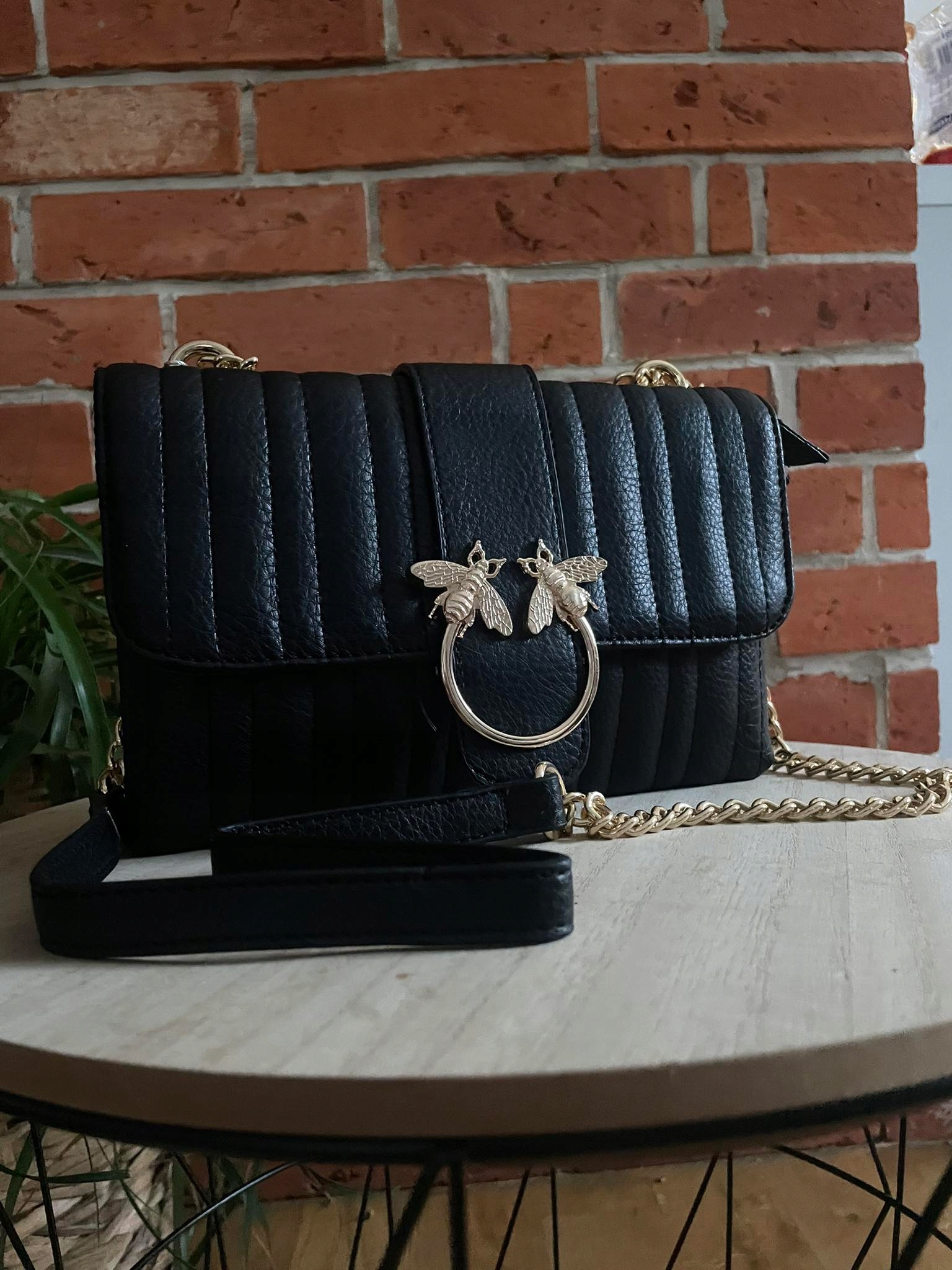 Torebka chanelka LISTONOSZKA PSZCZÓŁKI łańcuszek Styl miejski