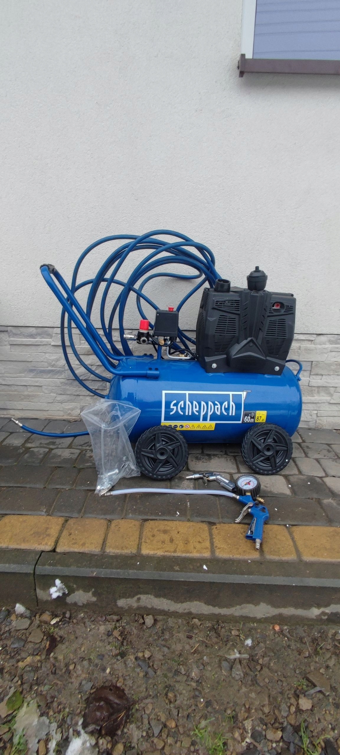 Scheppach 5906141901 HC51Si Super Silent Kompressor 50L