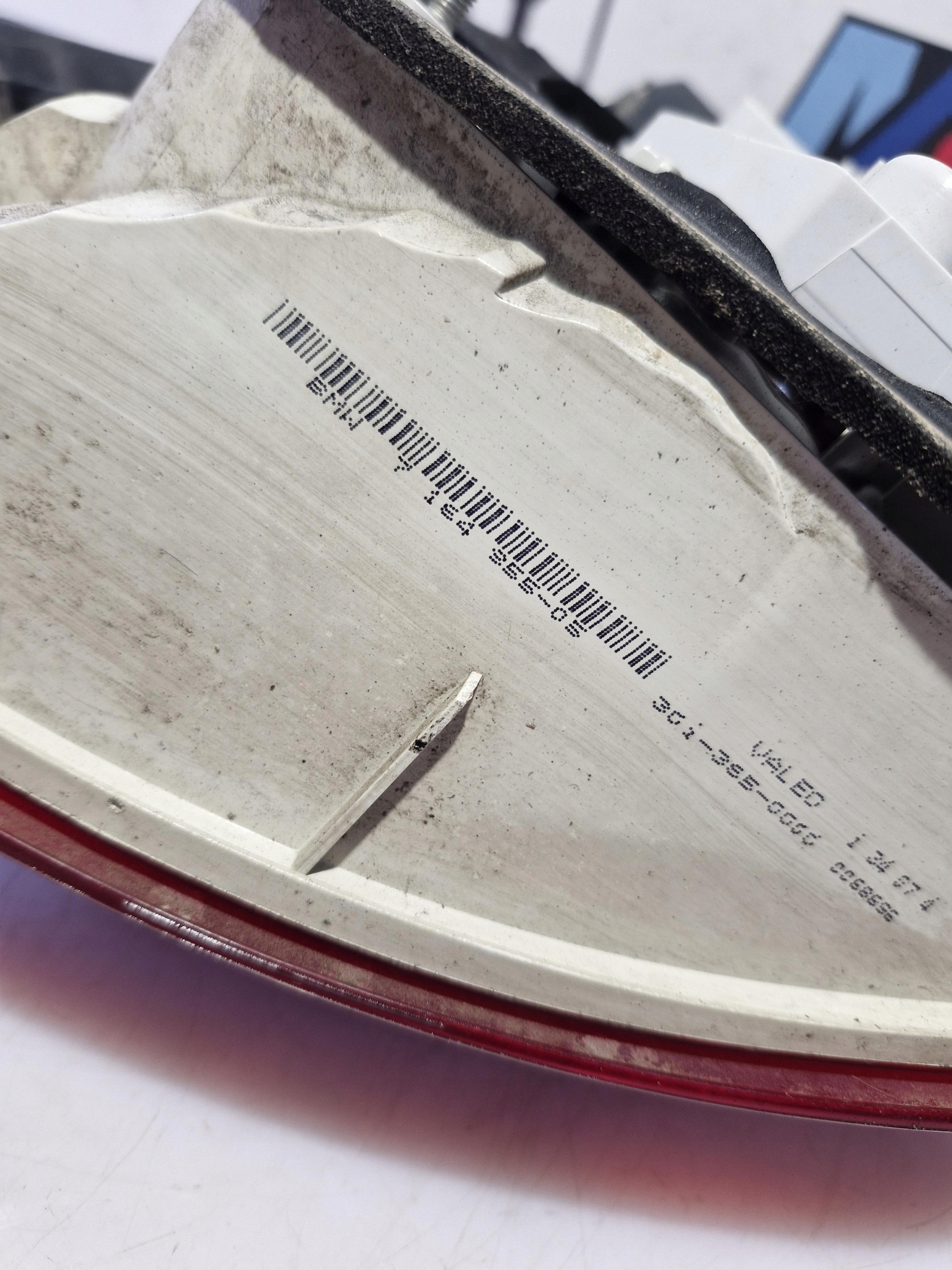 7164955 BMW E81 E87 light rear part rear left original