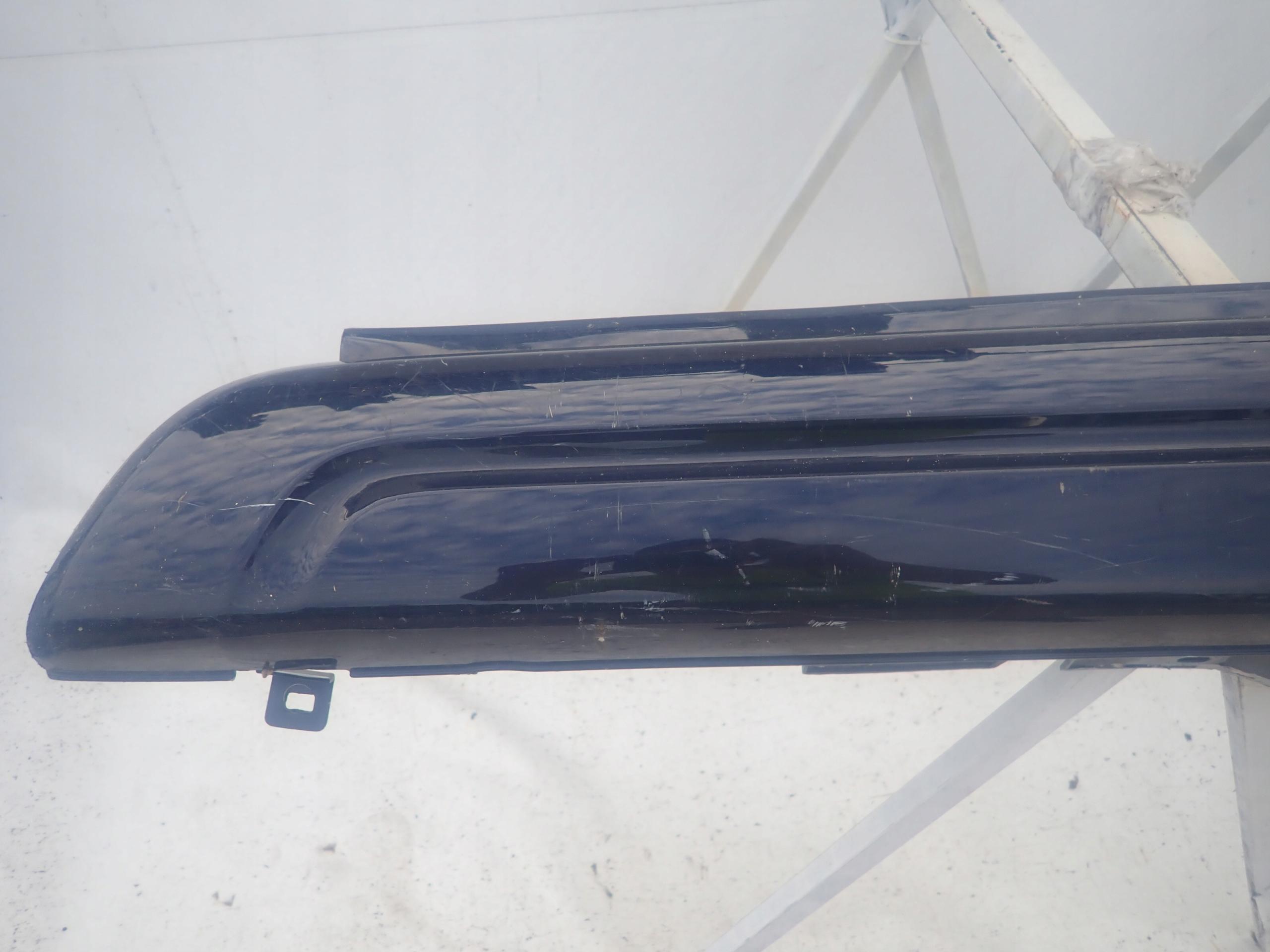 BMW X3 E83 m-packet LIFT threshold right moulding threshold