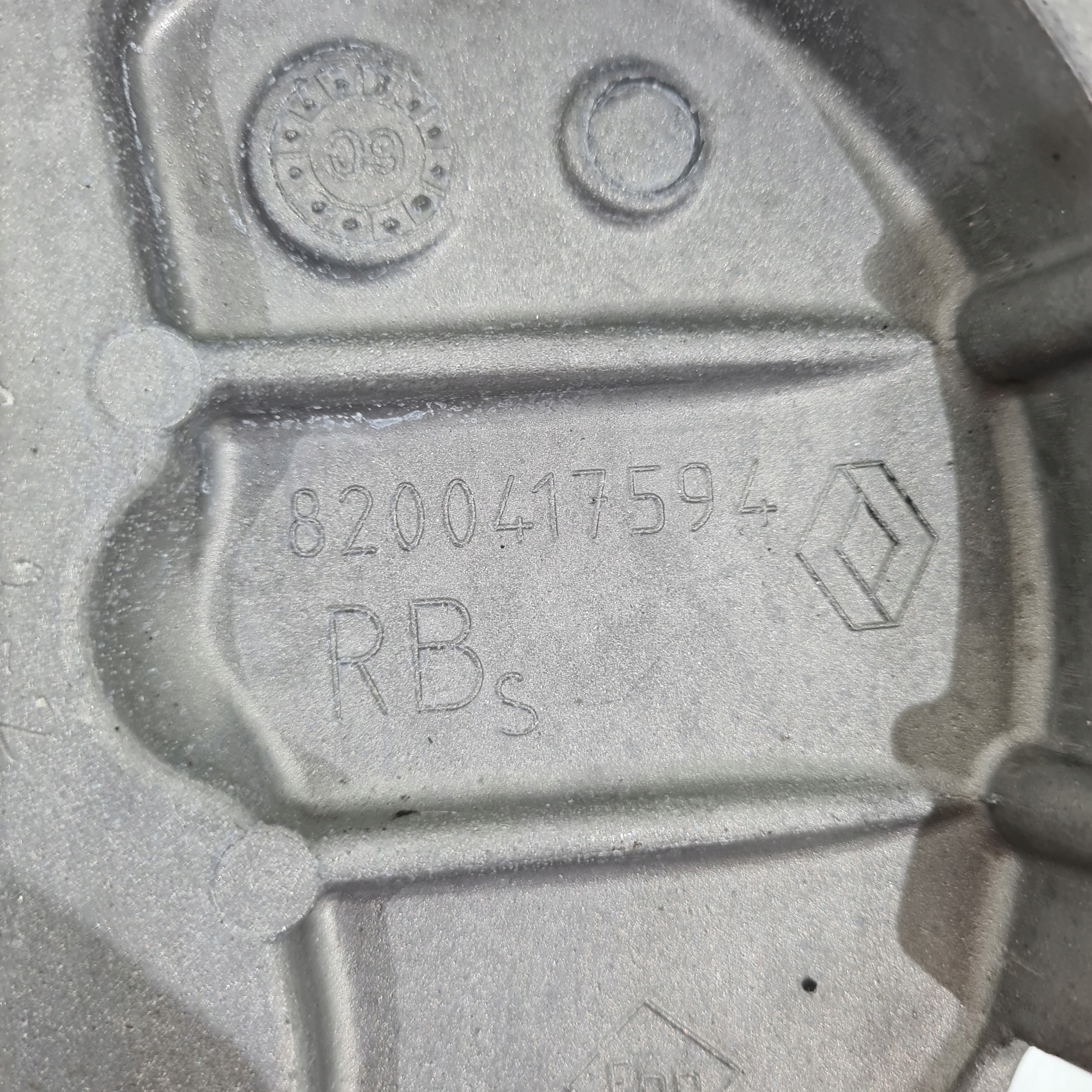 kryt rozvodu DUSTER K4M 1.6 16V 8200417594