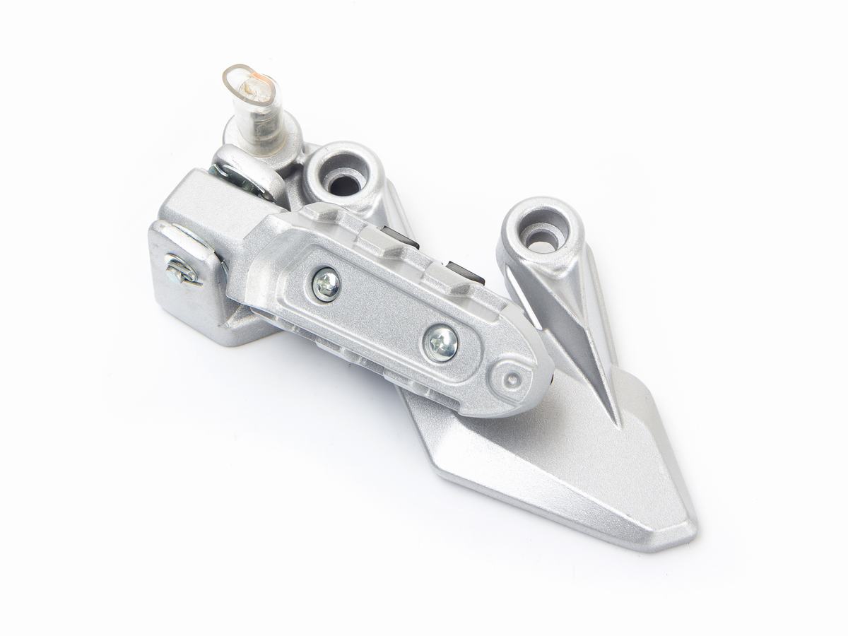 02-4021700-052000 - Кронштейн + ножки водителя L DIVISION125/15