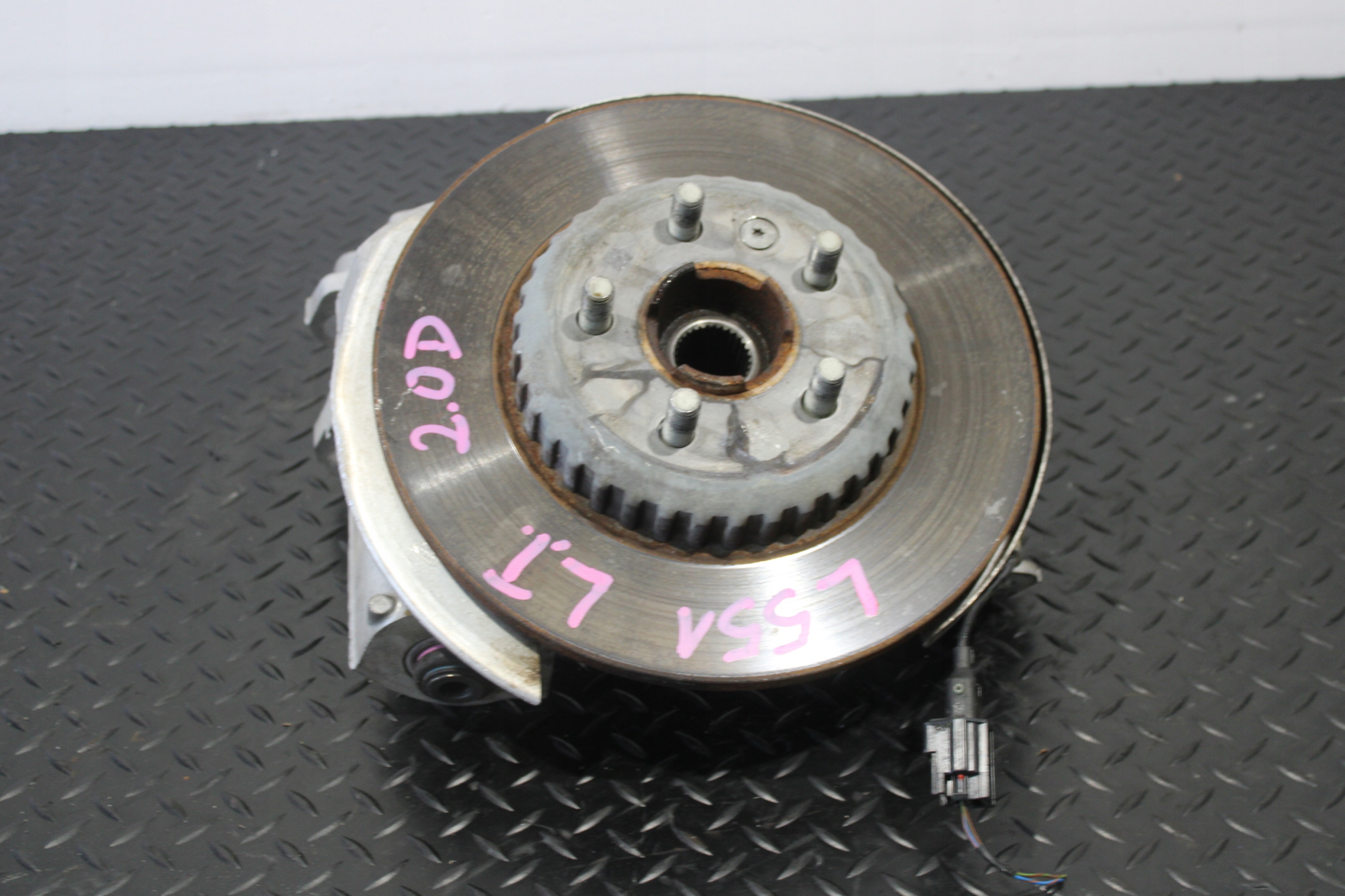swing left rear part left rear LAND ROVER EVOQUE II 2 L551
