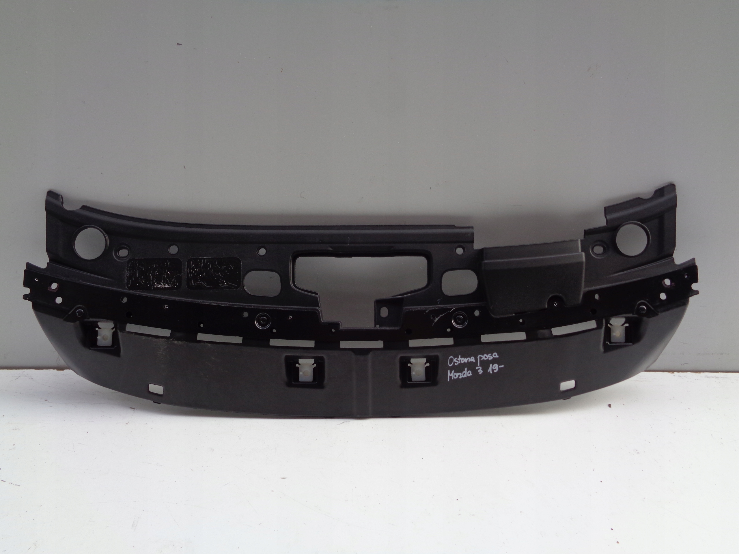 cover supports upper MAZDA 3 19