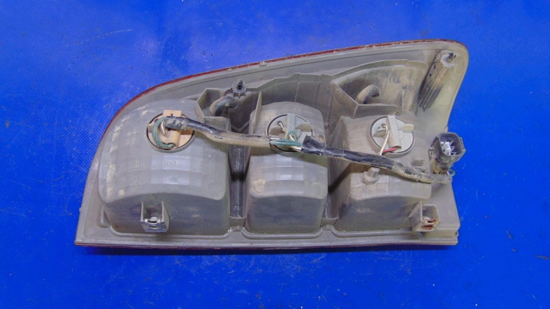 lámpa bal hátsó TOYOTA HILUX VII 05-16R
