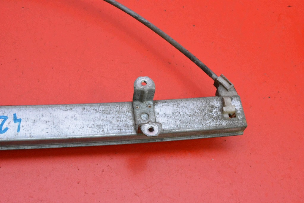 window regulator left front EU 0130822202 NISSAN MICRA 3 III K12 3D HB 02-07