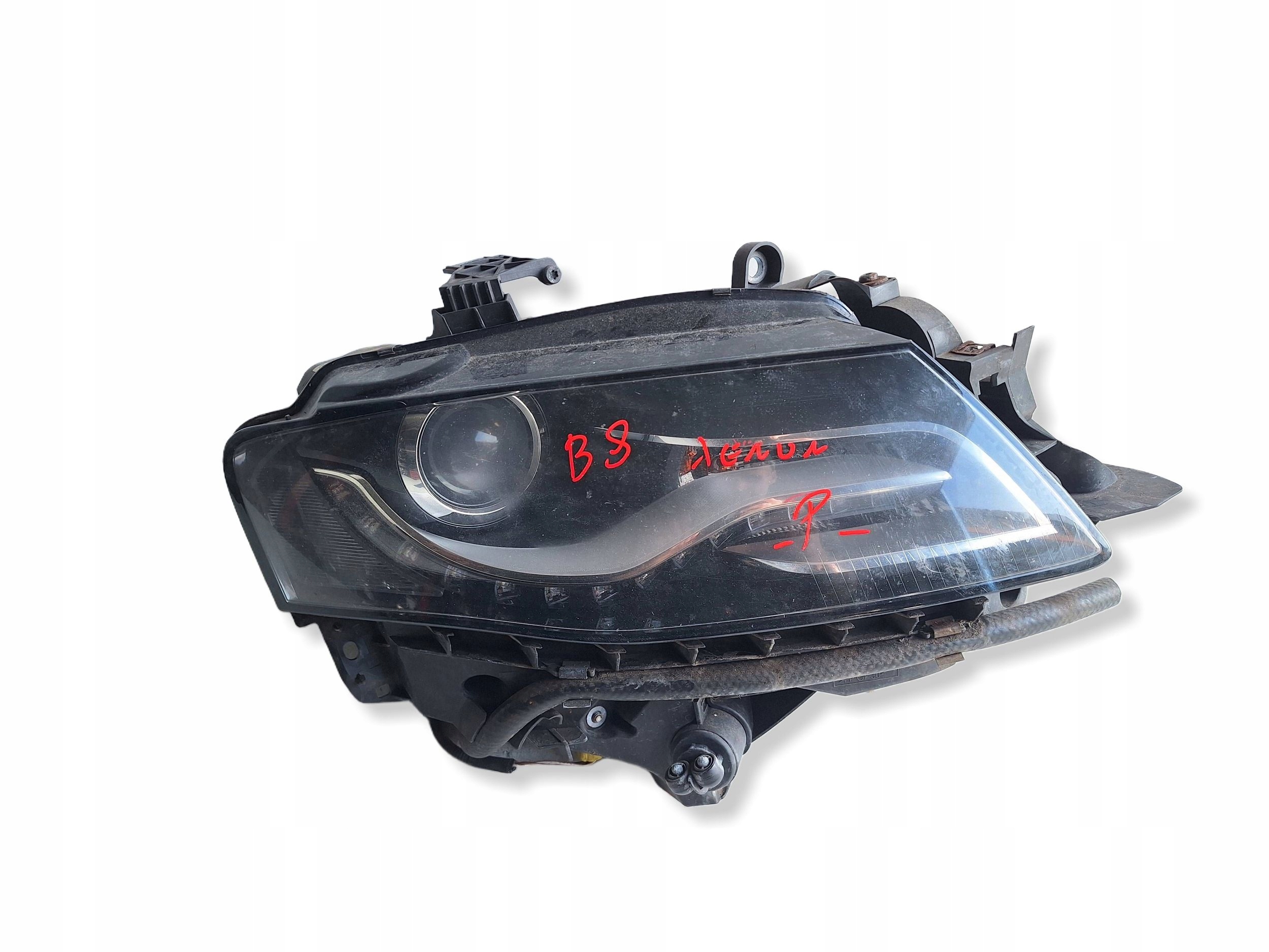 AUDI A4 B8 8K 08-11 light right XENON UK-ANGLIK 8K0941004D