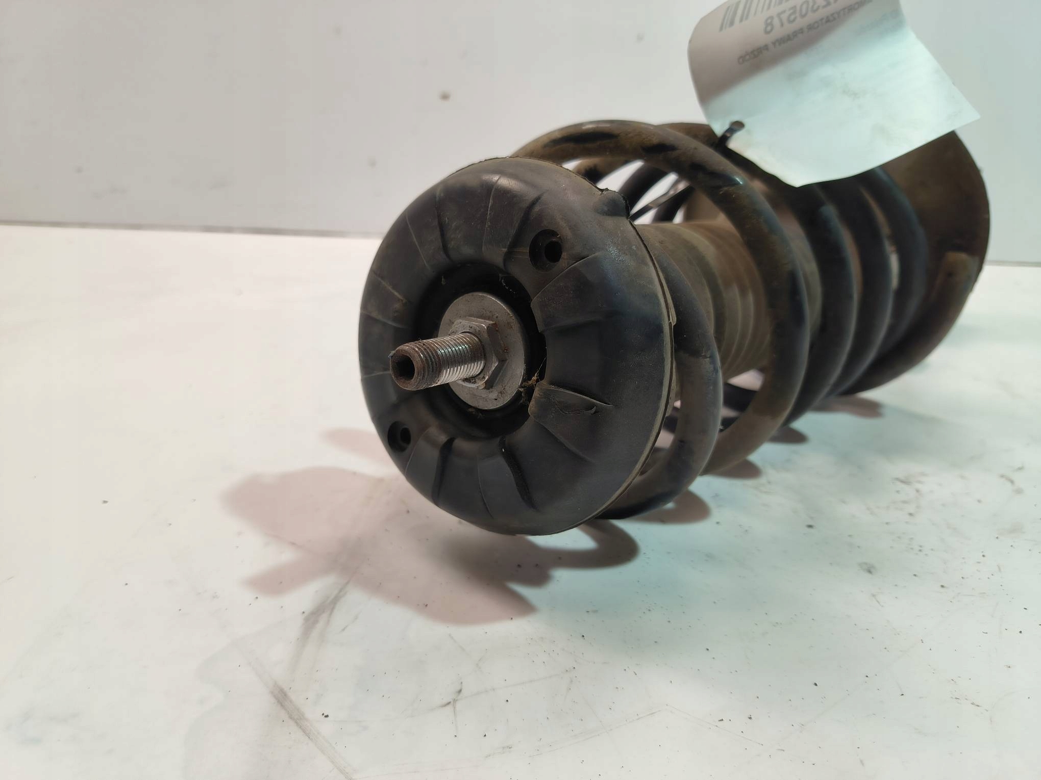 shock absorber right front PEUGEOT 5008 and