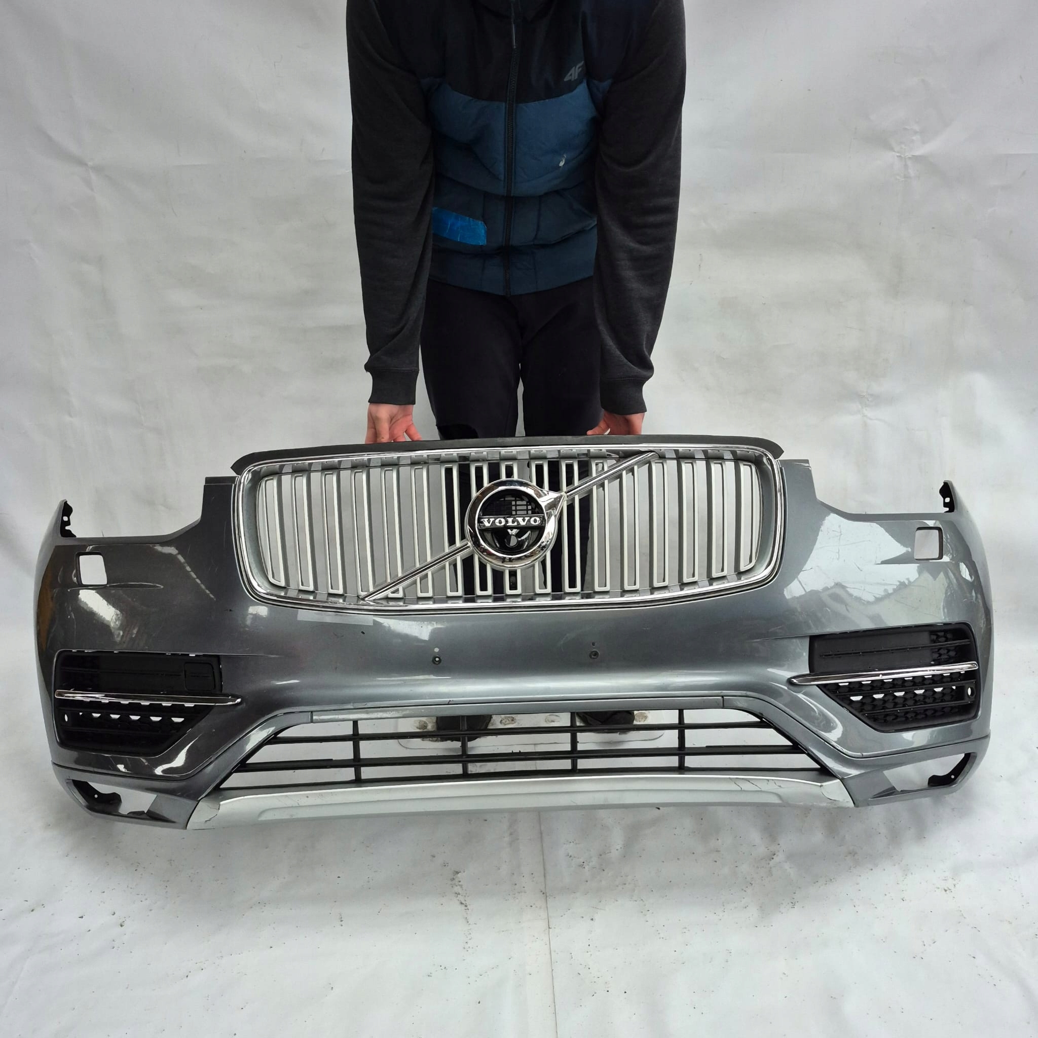 VOLVO XC90 II 15- bumper front front grill SPR PDC