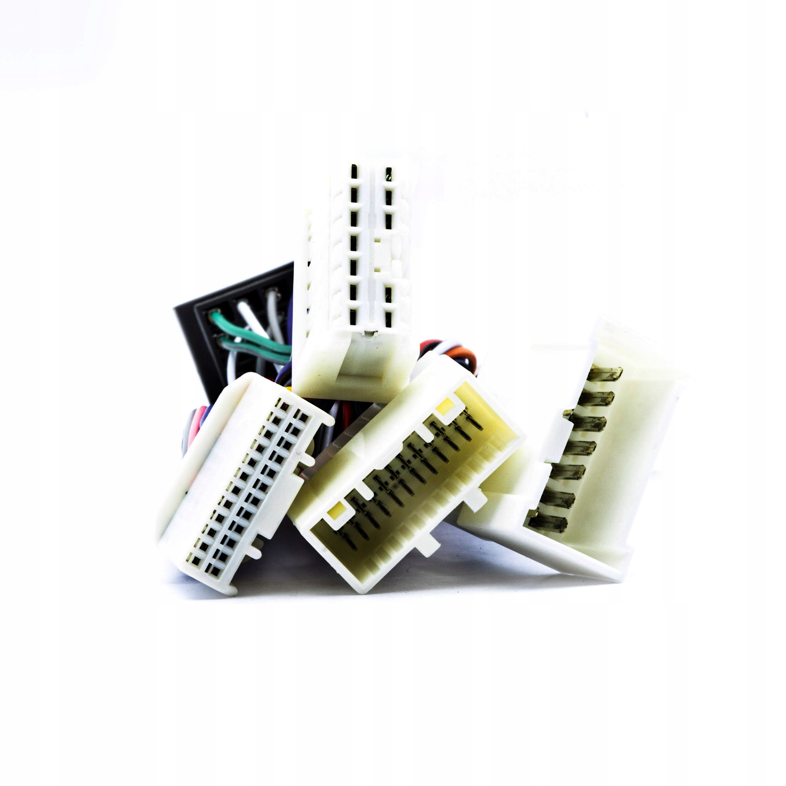 Adapter Iso EPCR-ACC61 Renault Dacia Lada Xray Largus 2012-