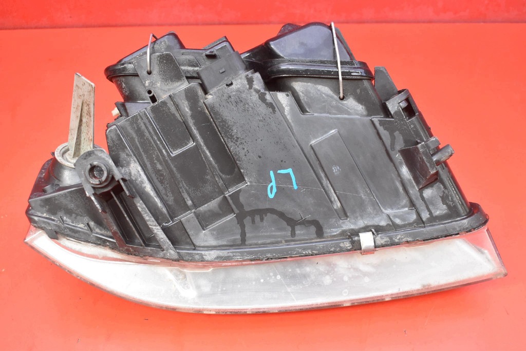 REFLEKTOR left light front lens EU 15592900 AUDI A6 C5 97-01