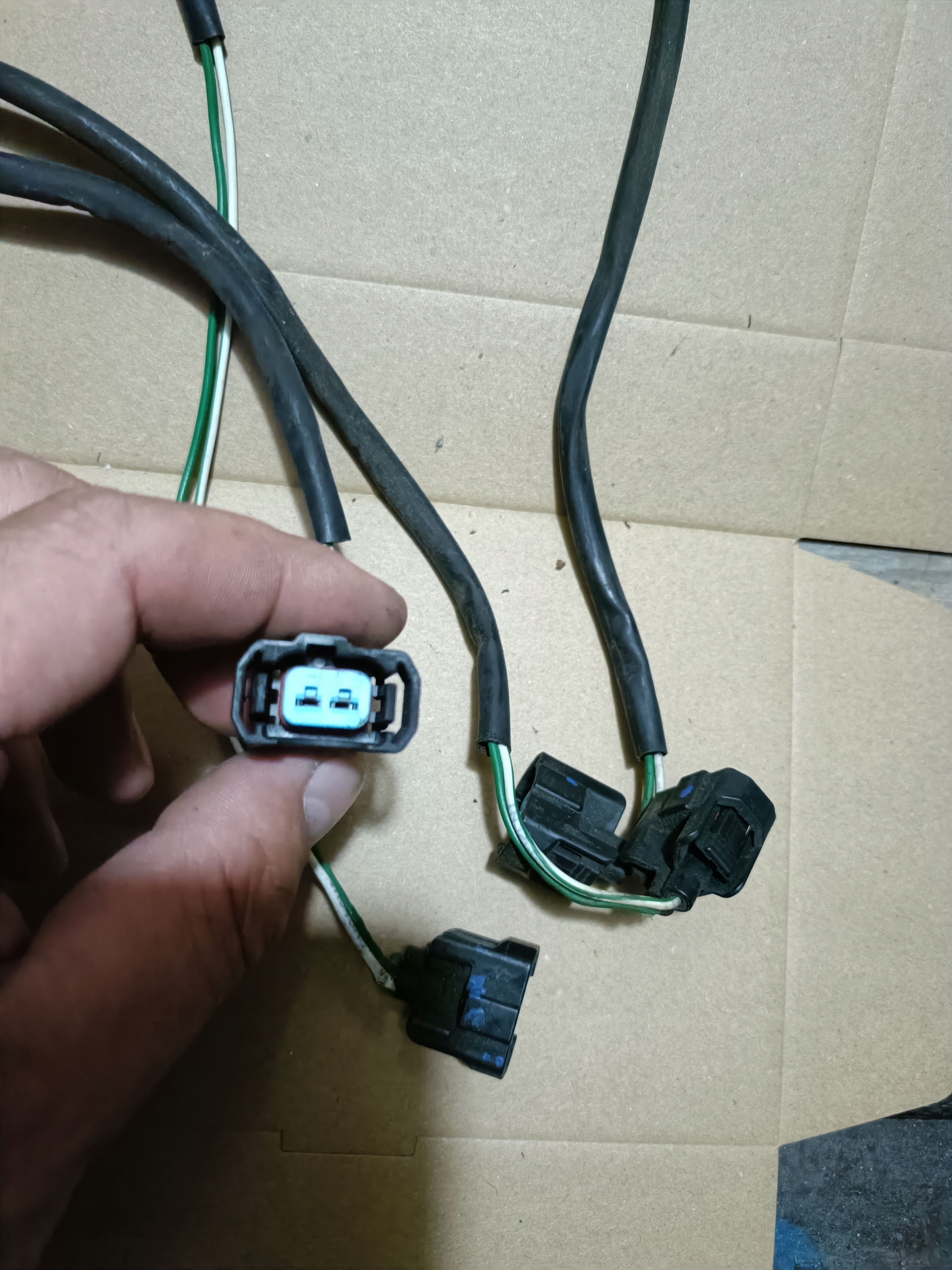 Wtyczki Einspritzdüse Keihin KN-8 komplet