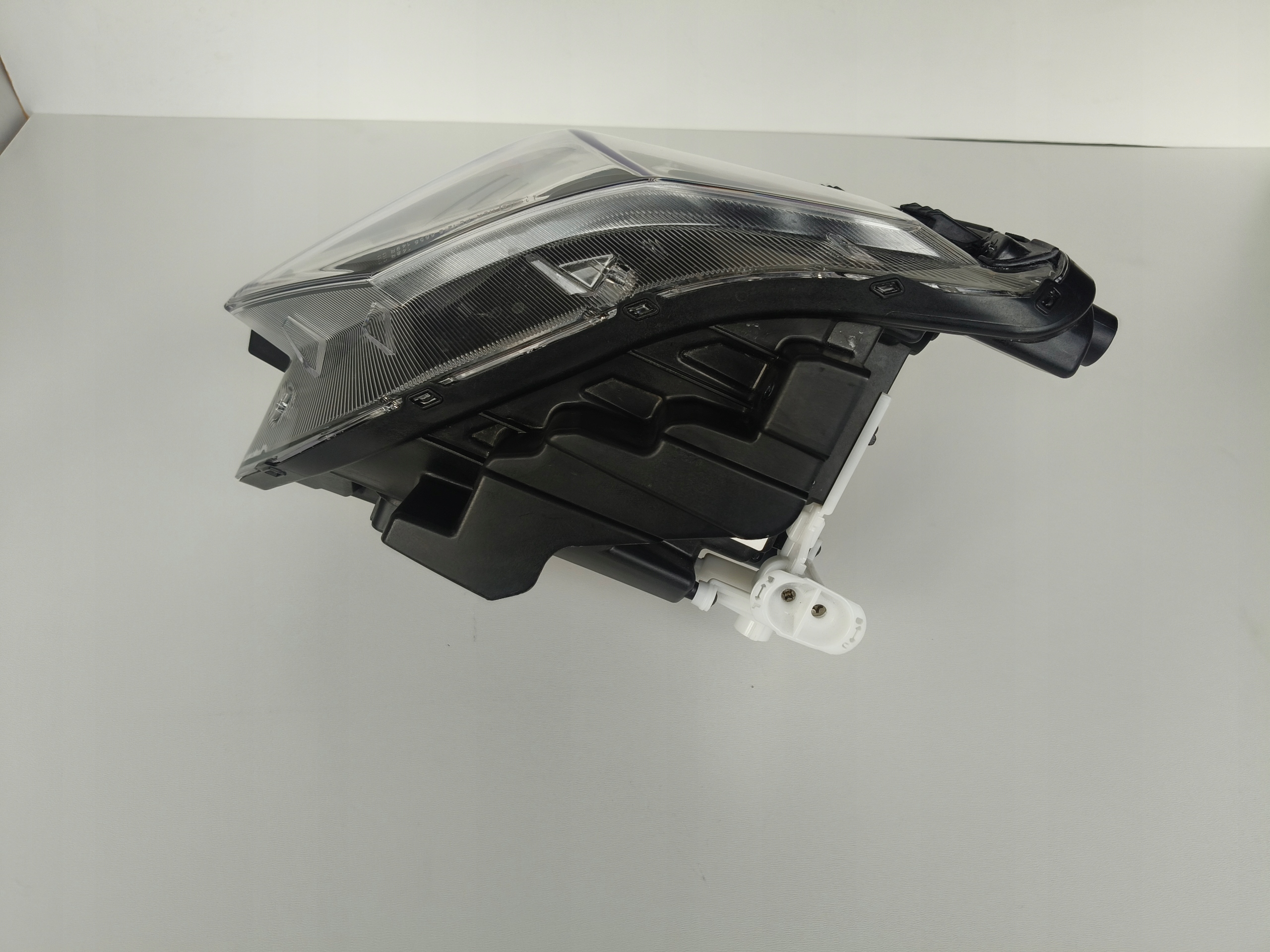 light right REFLEKTOR HYUNDAI KONA II 23- FULL LED