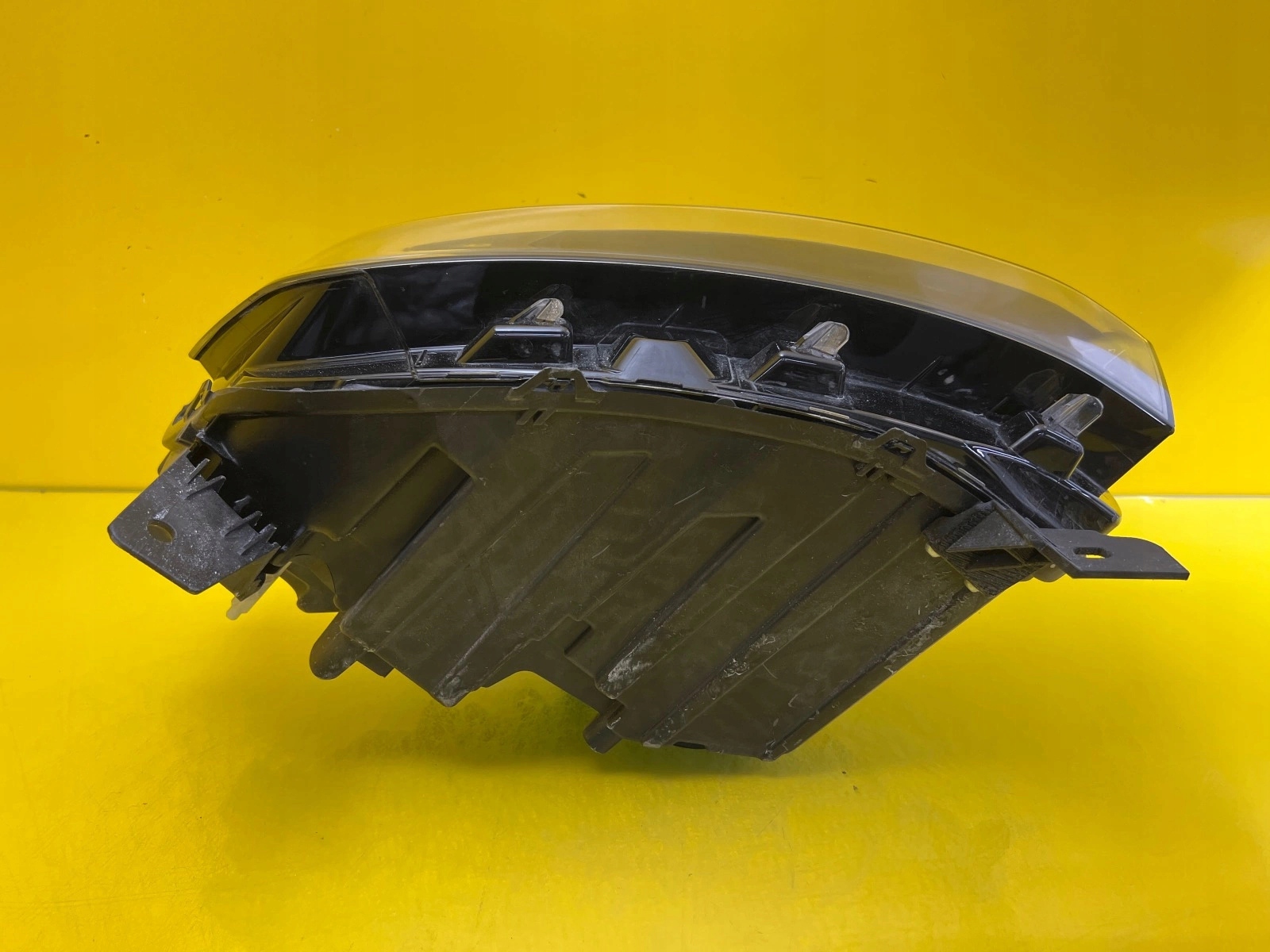 Licht rechts vorne Dacia Duster III Full Led 2024- 260107725R