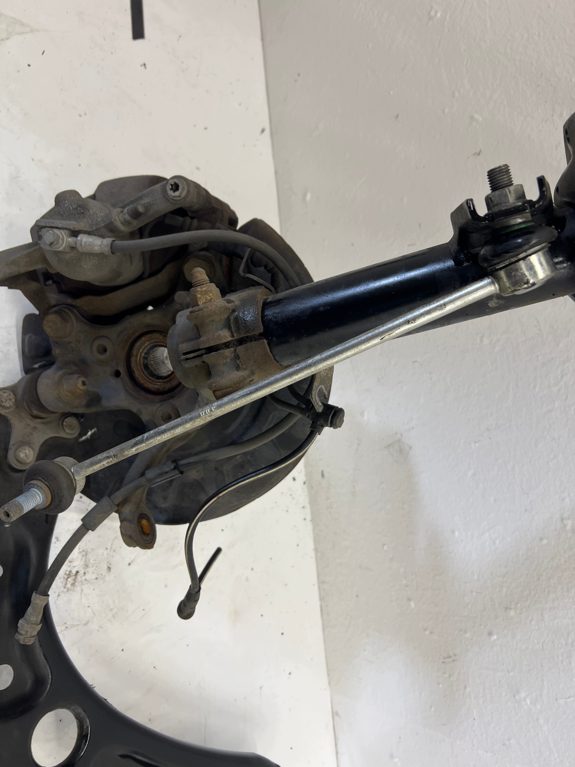 AUDI A3 8V 2.0TDI shock absorber swing right front 5Q0256Q 5Q0413023CP
