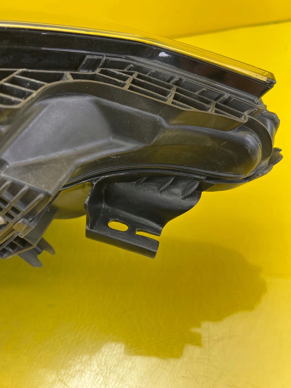 light right Volvo Polestar 2 Full Led P32337607