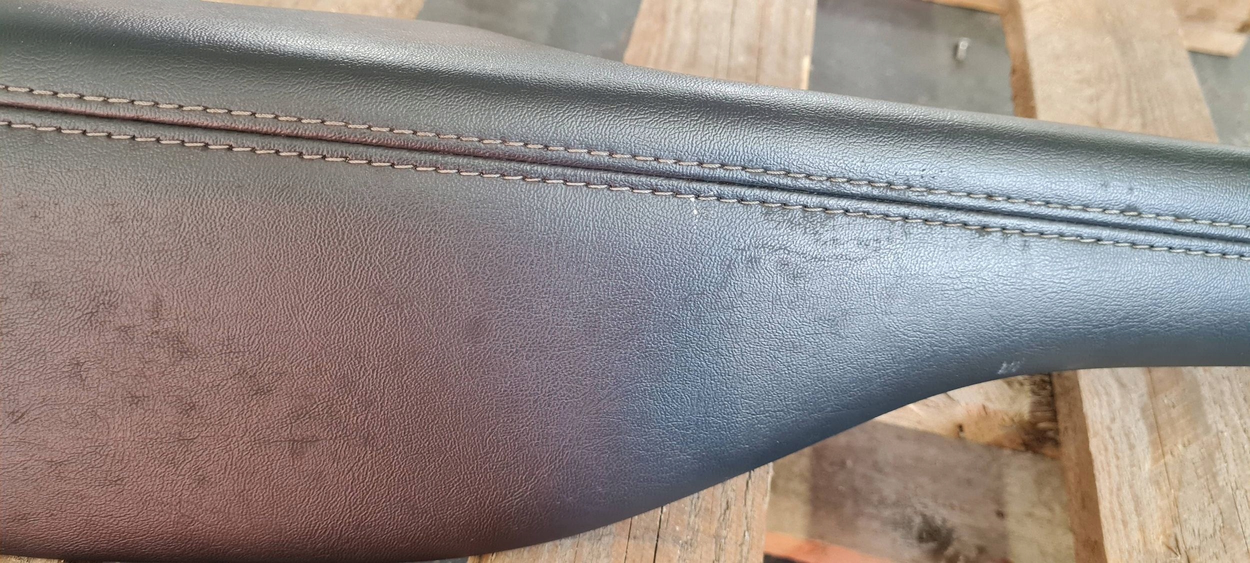 Chrysler Pacifica 2022 armrest side left front leather upholstery