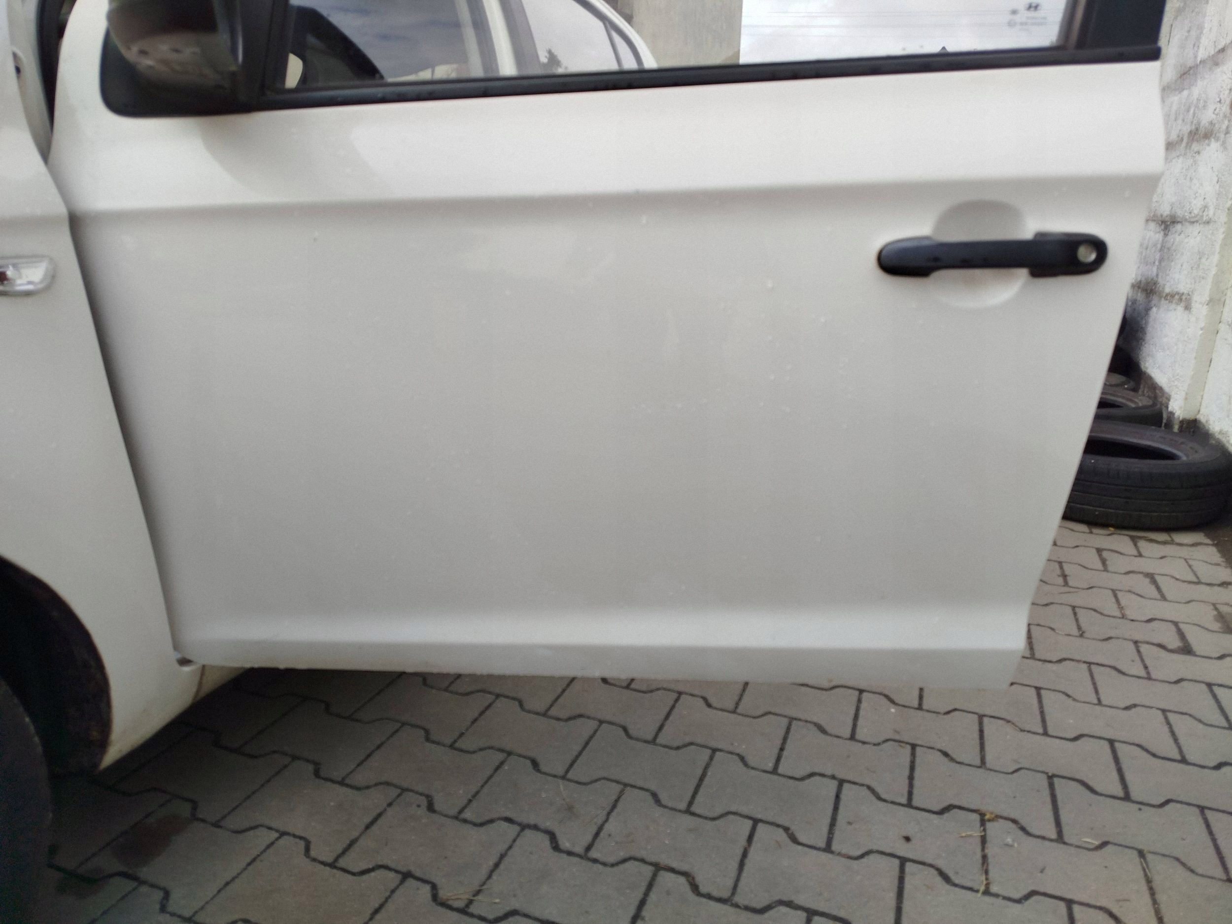 HYUNDAI I20 LIFT door left front PHW unprotected 2012-14R