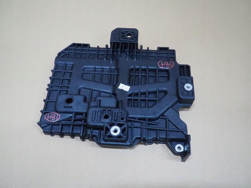 OBUDOWA PODSTAWA AKUMULATORA HYUNDAI KONA Producent części Hyundai OE