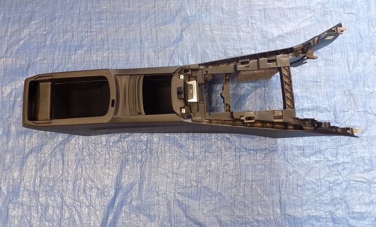 TUNEL ŚRODKOWY PEUGEOT 308 T9 GT LINE 14-18R