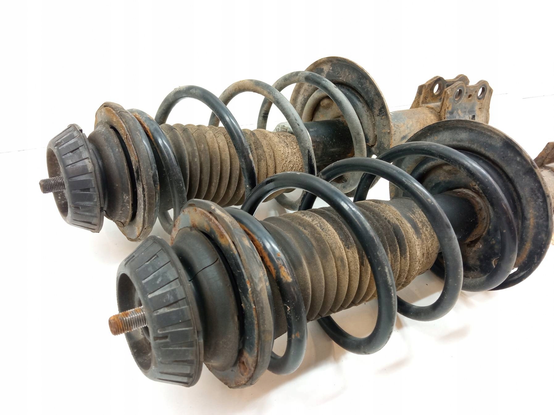 shock absorber right left front 1.33 B 99 KM KPL Toyota Yaris III (2011-2020)