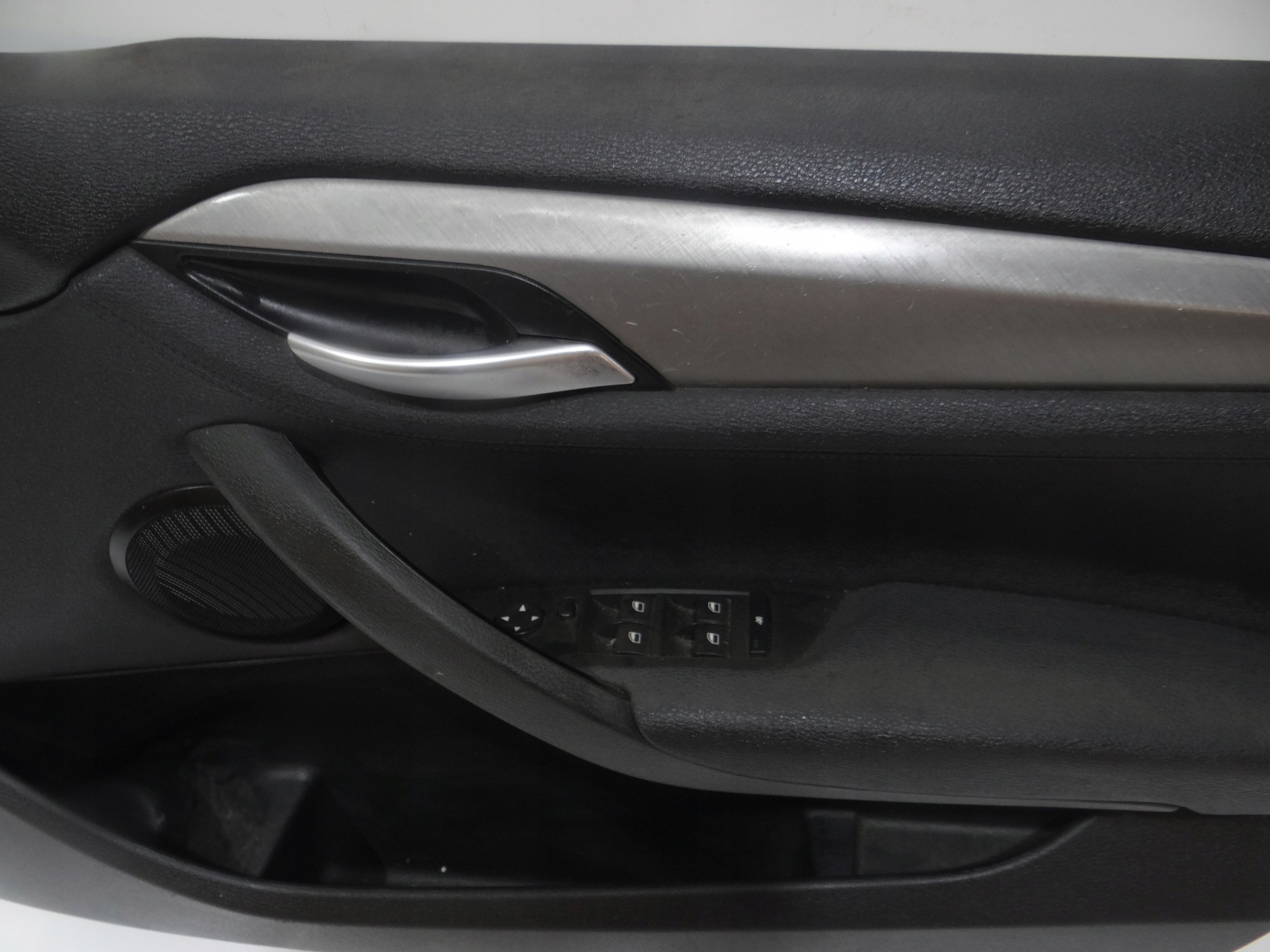 side door right front BMW X1 E84 OE (14753696)