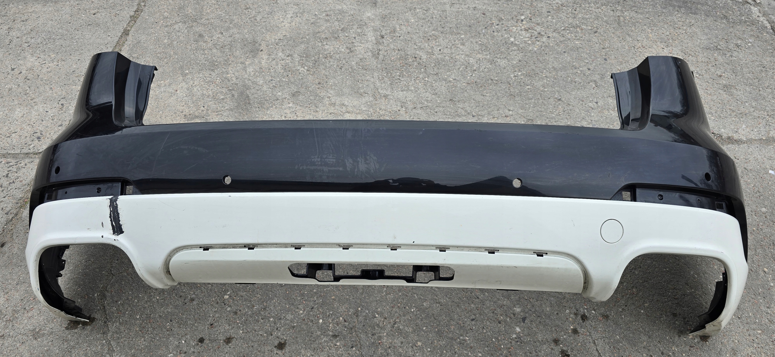 PARAURTI POSTERIORE SUPPORTI MASERATI LEVANTE