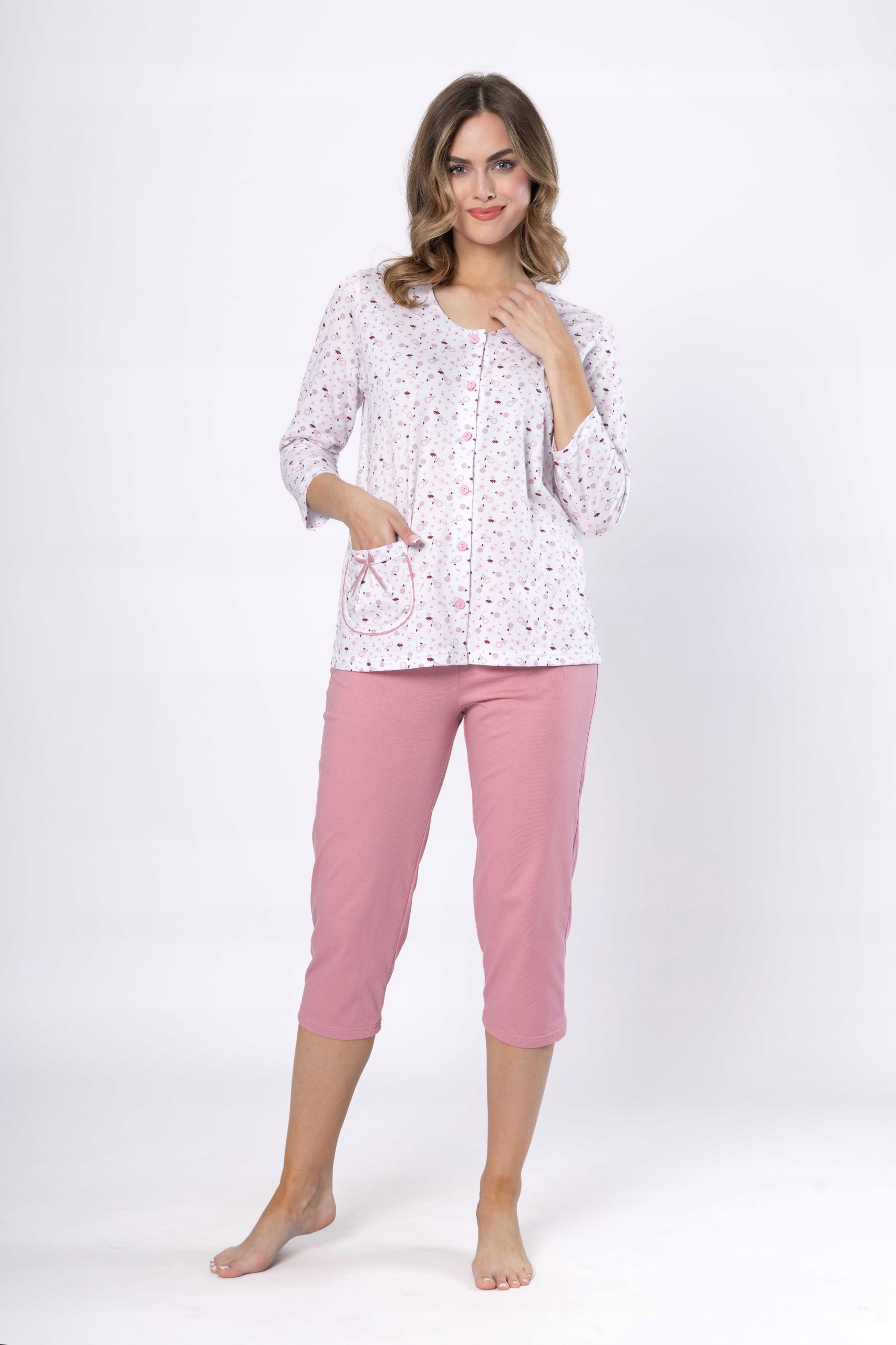 Dámské bavlněné rozepínací pyžamo Dobrusia 1636 – pohodlí a klasický styl