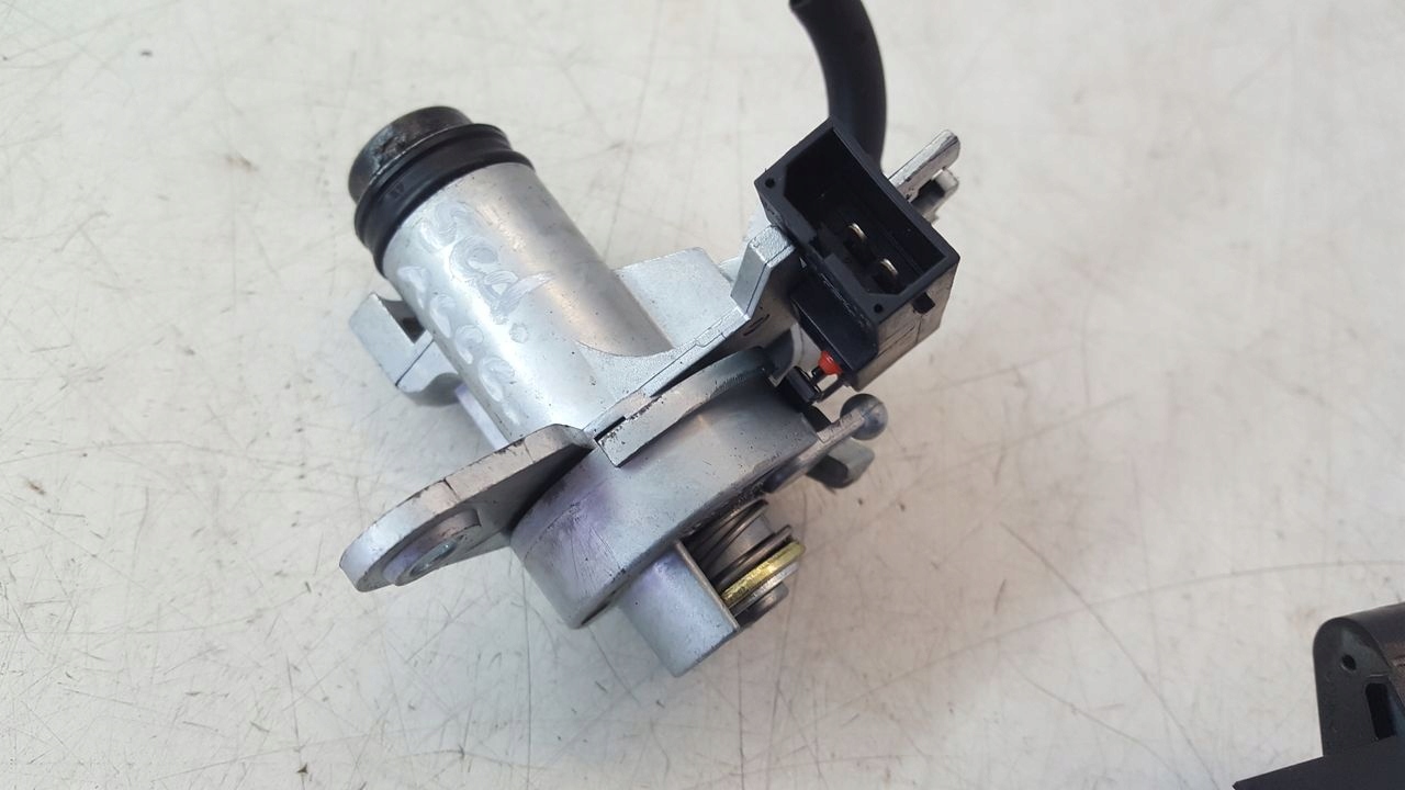 Allumage Insert grot Audi A6 C6 3,0 TDI