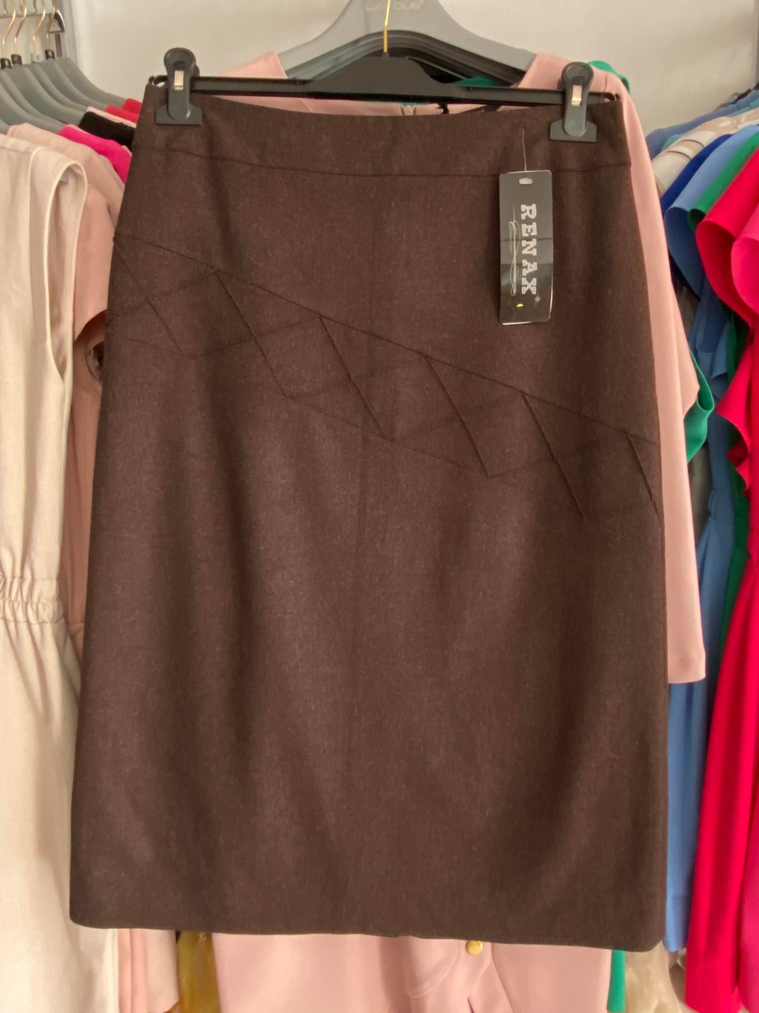 Sukně hnědá s podšívkou, Polská Výroba, velikost 44