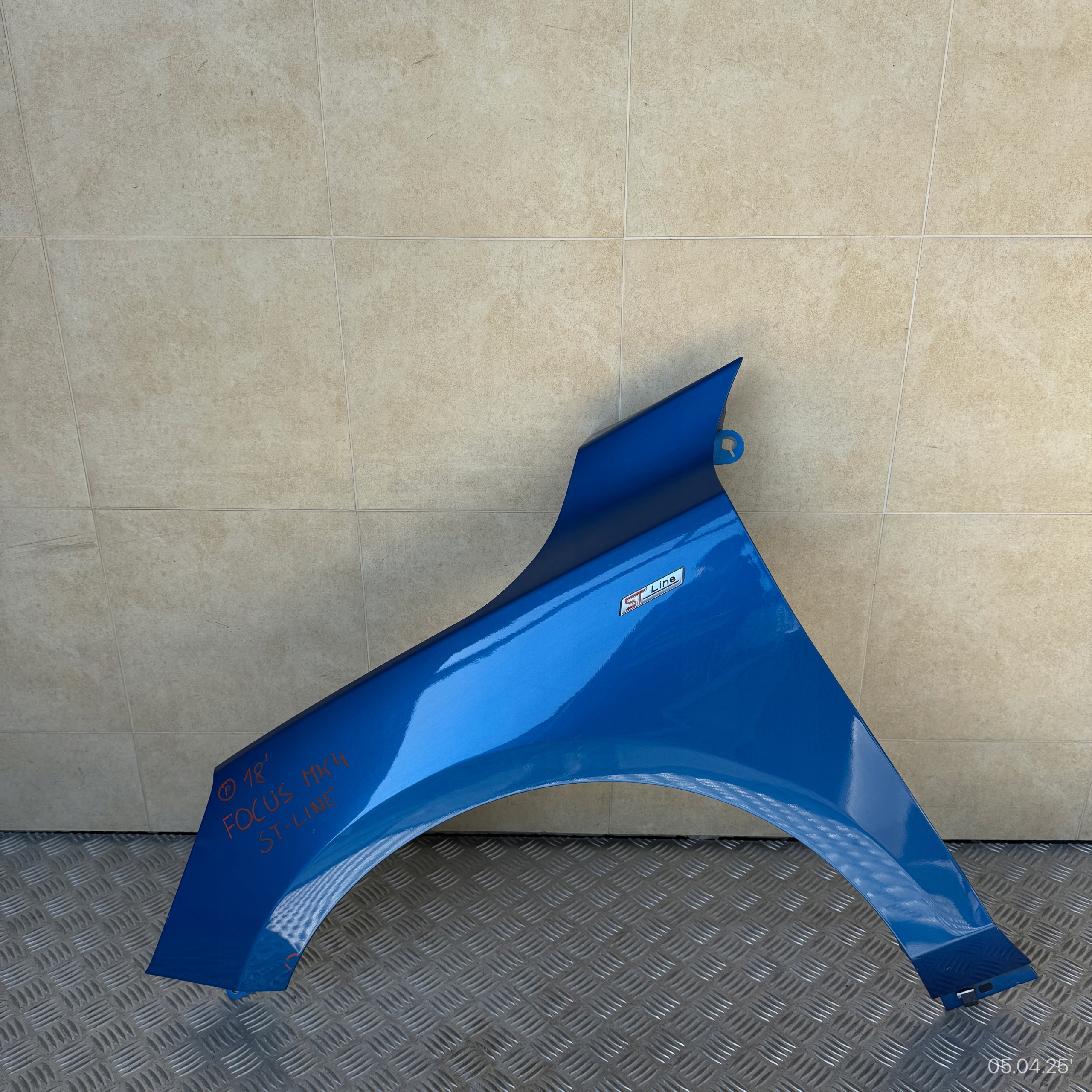 fender front left FORD FOCUS MK4 ST-LINE 2018 ROK