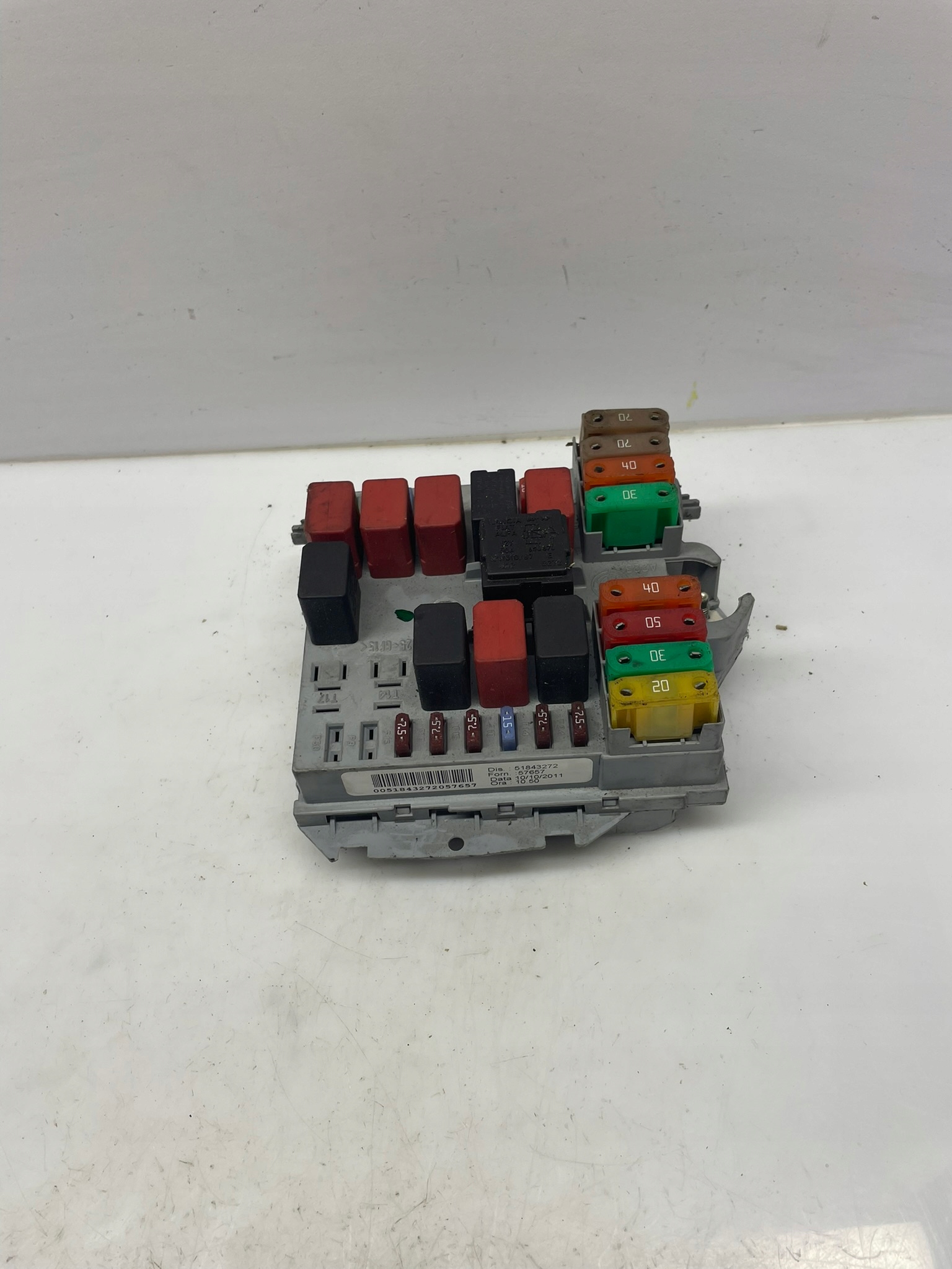 SKRZYNKA BEZPIECZNIKÓW FIAT 51843272