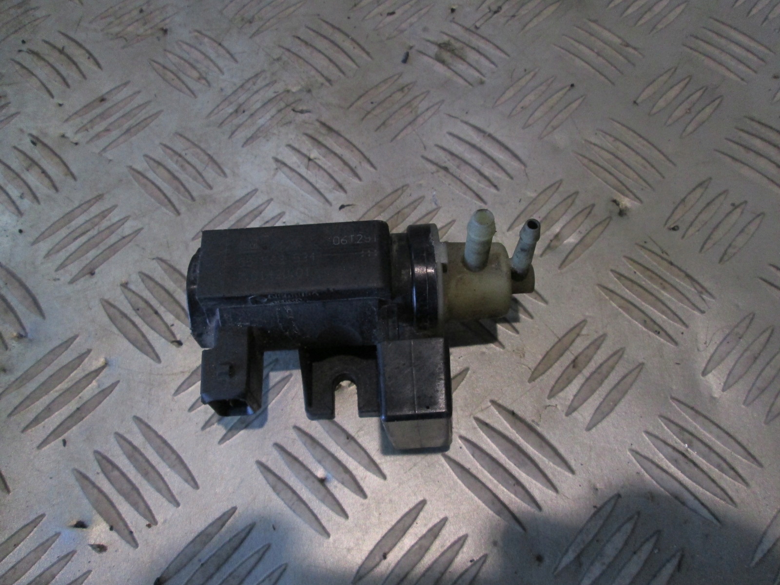 ZAWÓR PODCIŚNIENIA OPEL ZAFIRA B 1.9 CDTI 55563534