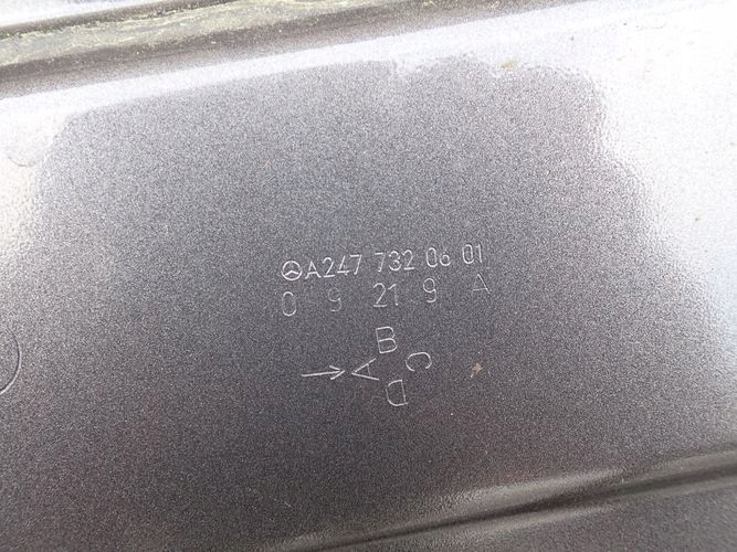 MERCEDES W247 247 GLA DVERE PRAVÉ ZADNÉ ZADOK