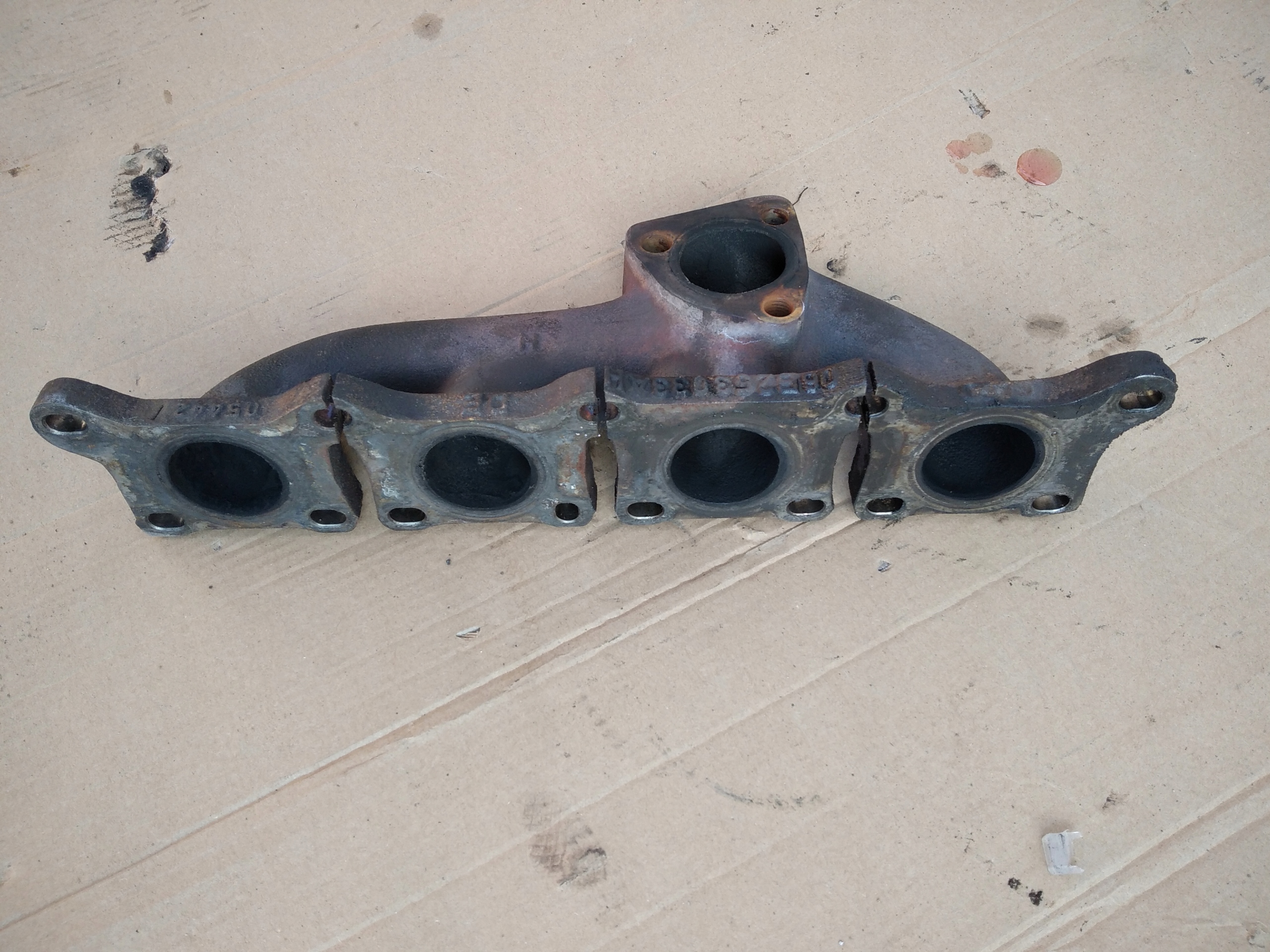 06B253033AH - AUDI A4 B6 1.8 T Bex Випускний колектор