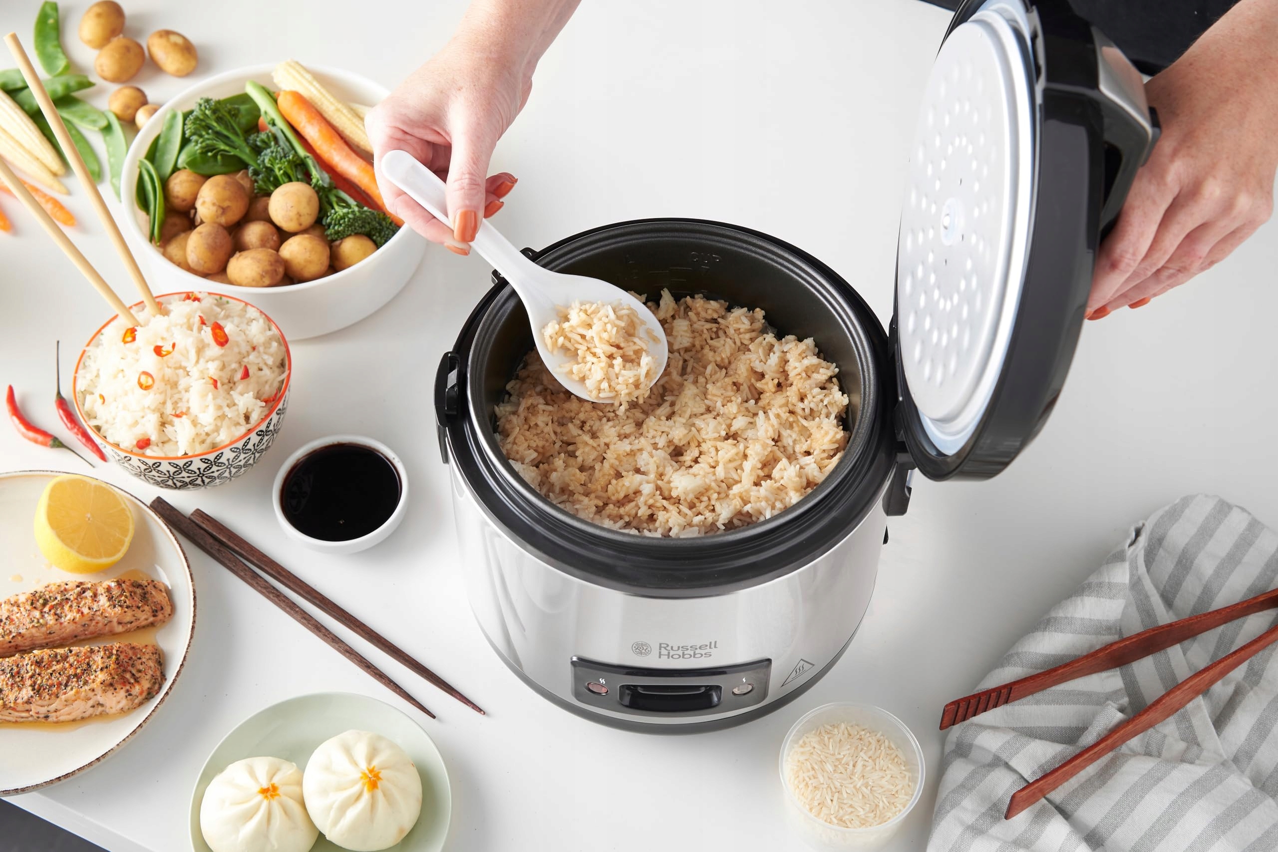 RUSSELL HOBBS Garnek Do Ryżu 1,2l Z Dodatkiem Do Gotowania Na Parze — miniatura 3