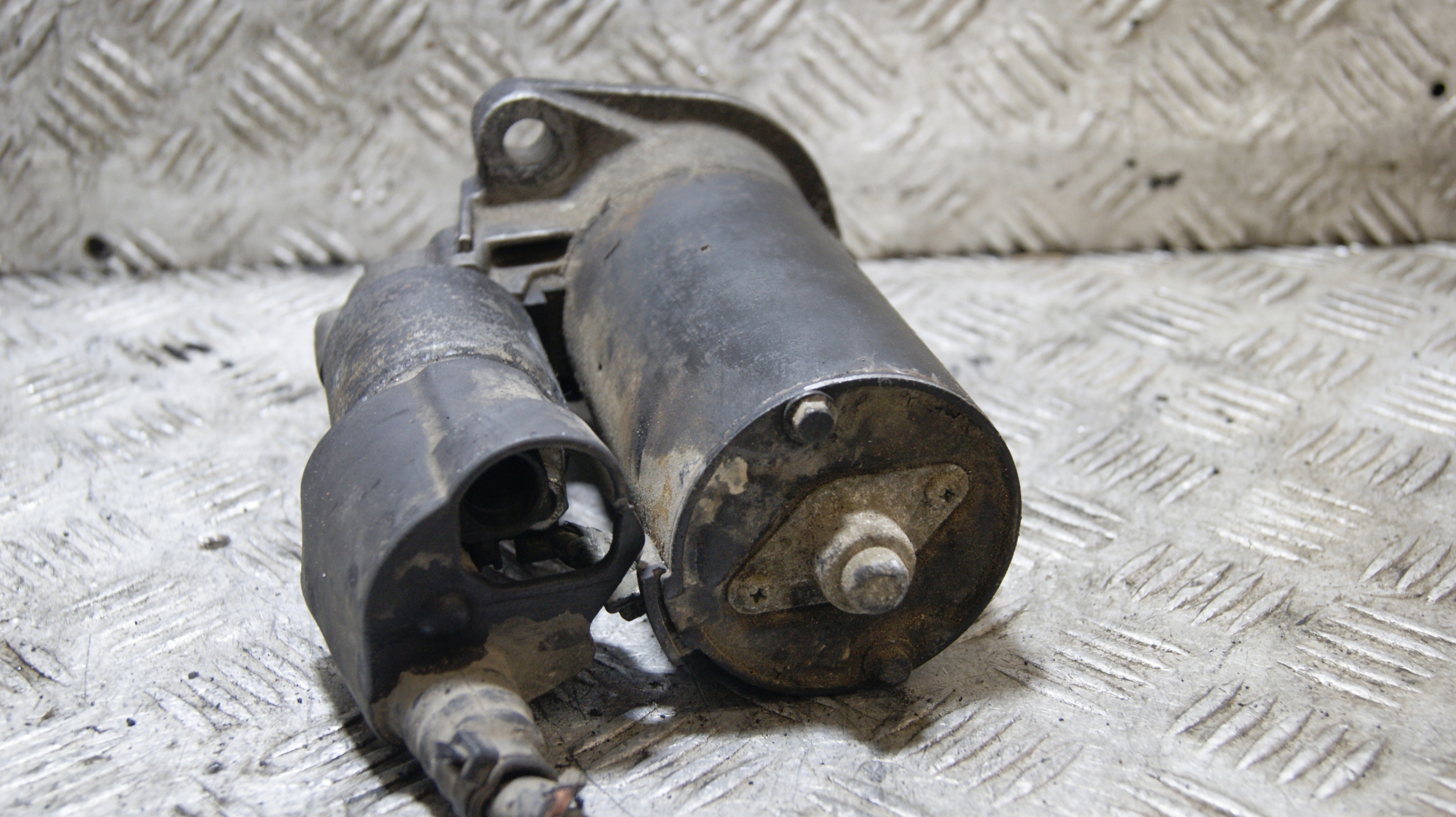 starter VOLKSWAGEN PASSAT B6 1005831320