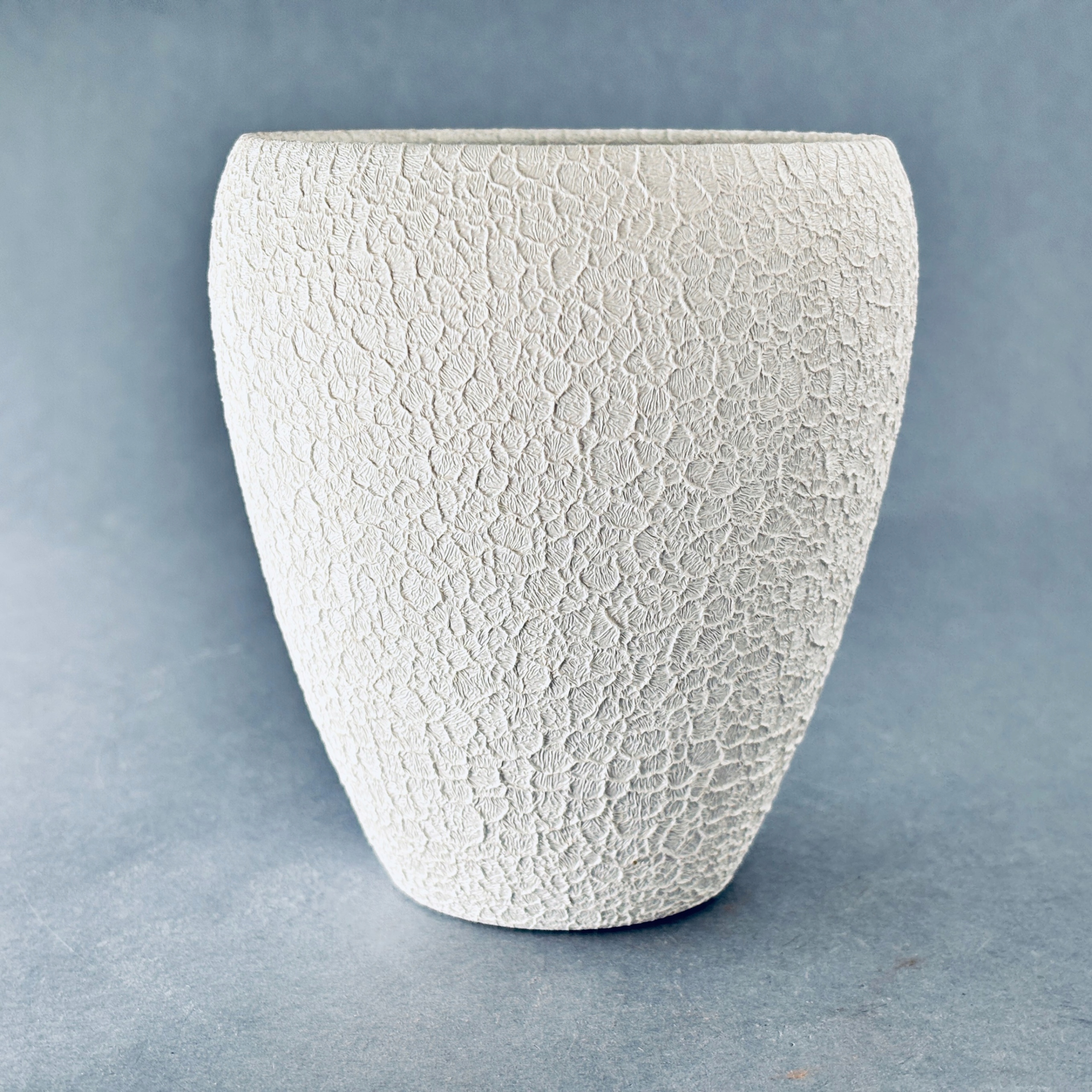 PIĘKNA CERAMICZNA BIAŁA OSŁONA DONICZKA POJEMNIK