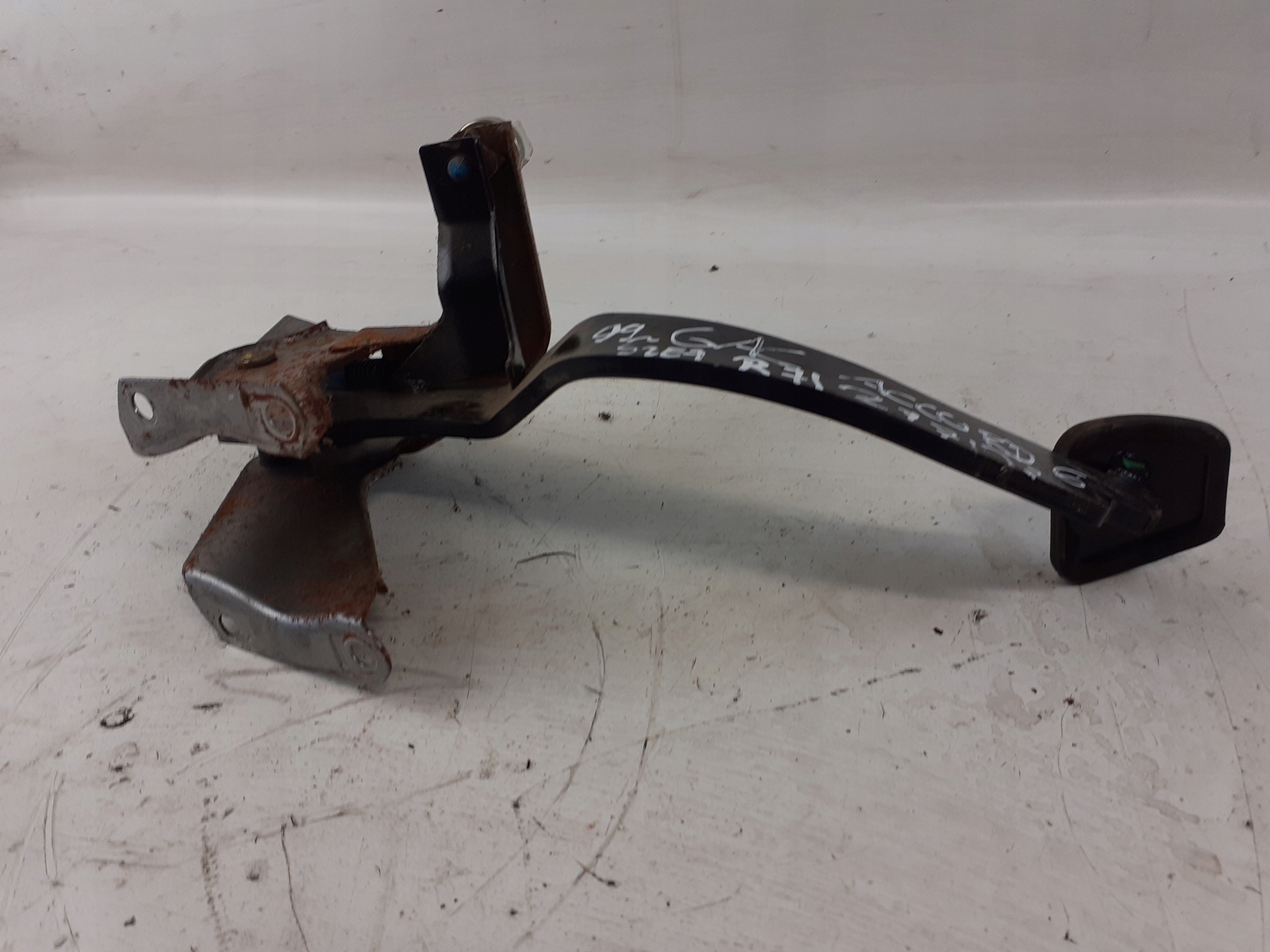 accelerator pedal Honda Accord VI