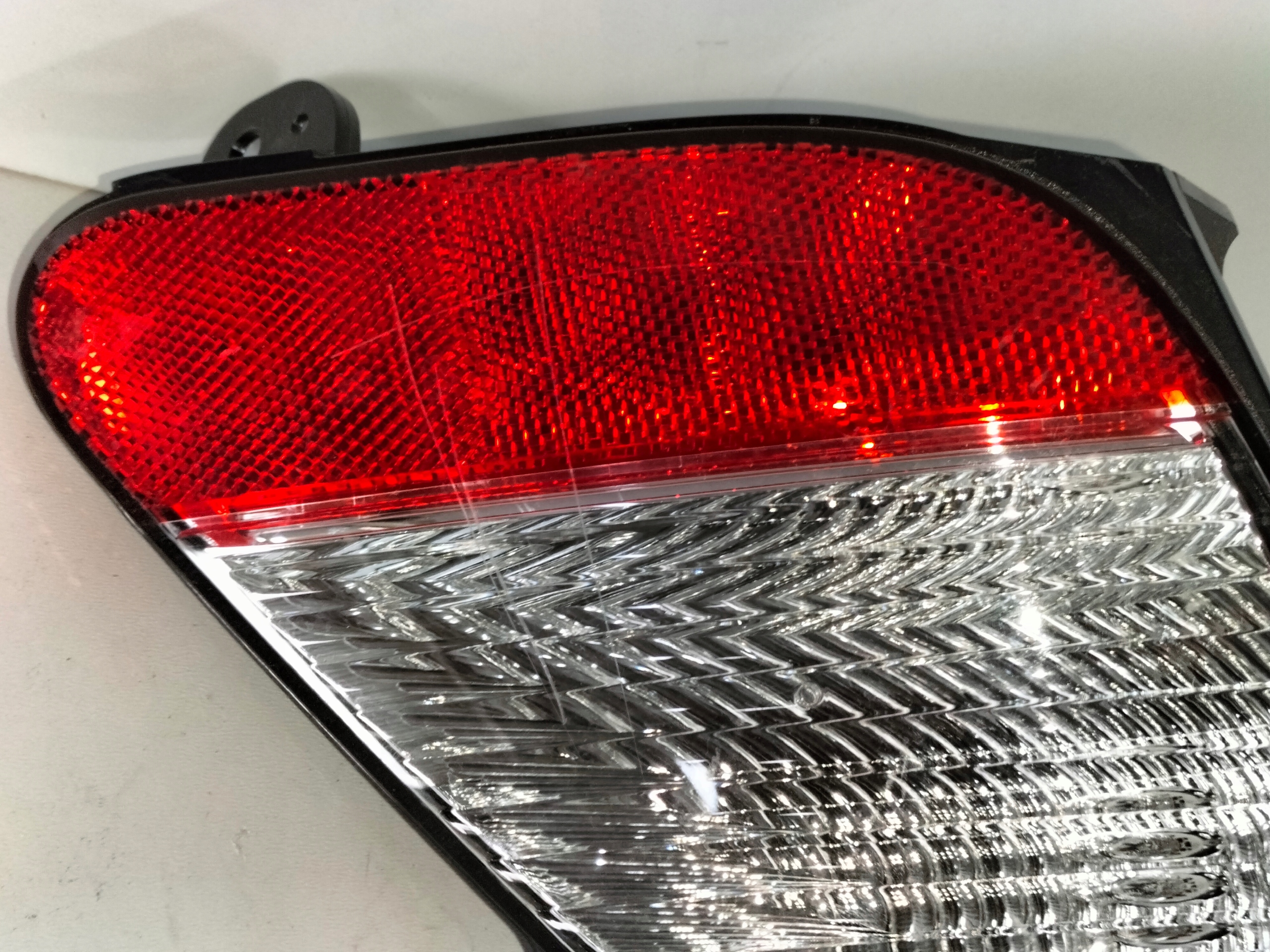 light reversing rear part right MITSUBISHI ECLIPSE CROSS