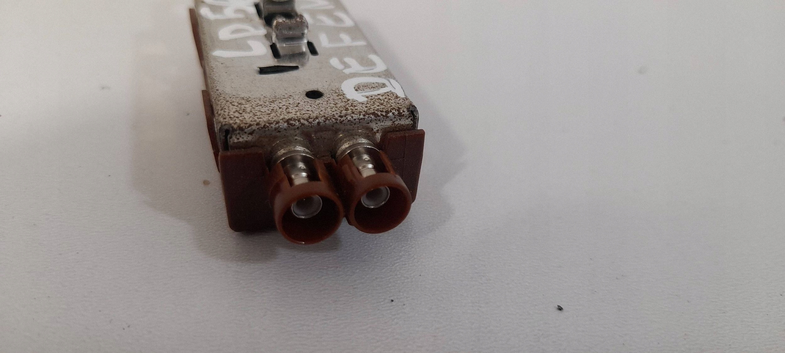 Land Rover Defender L663 antenna amplifier HK7218C847CA (LD56)