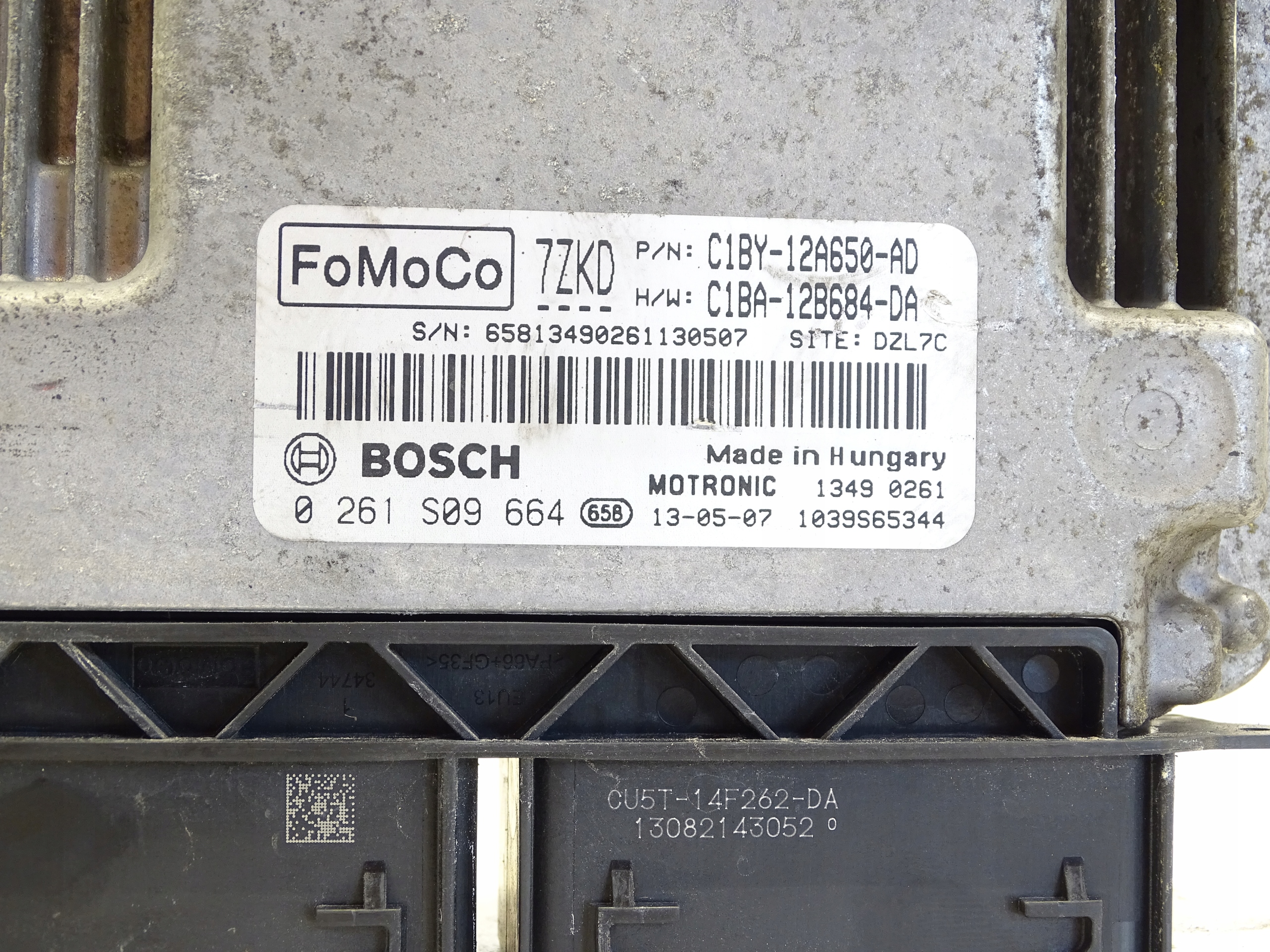 computer control unit of the engine FORD FIESTA MK7 C1BY-12A650-AD