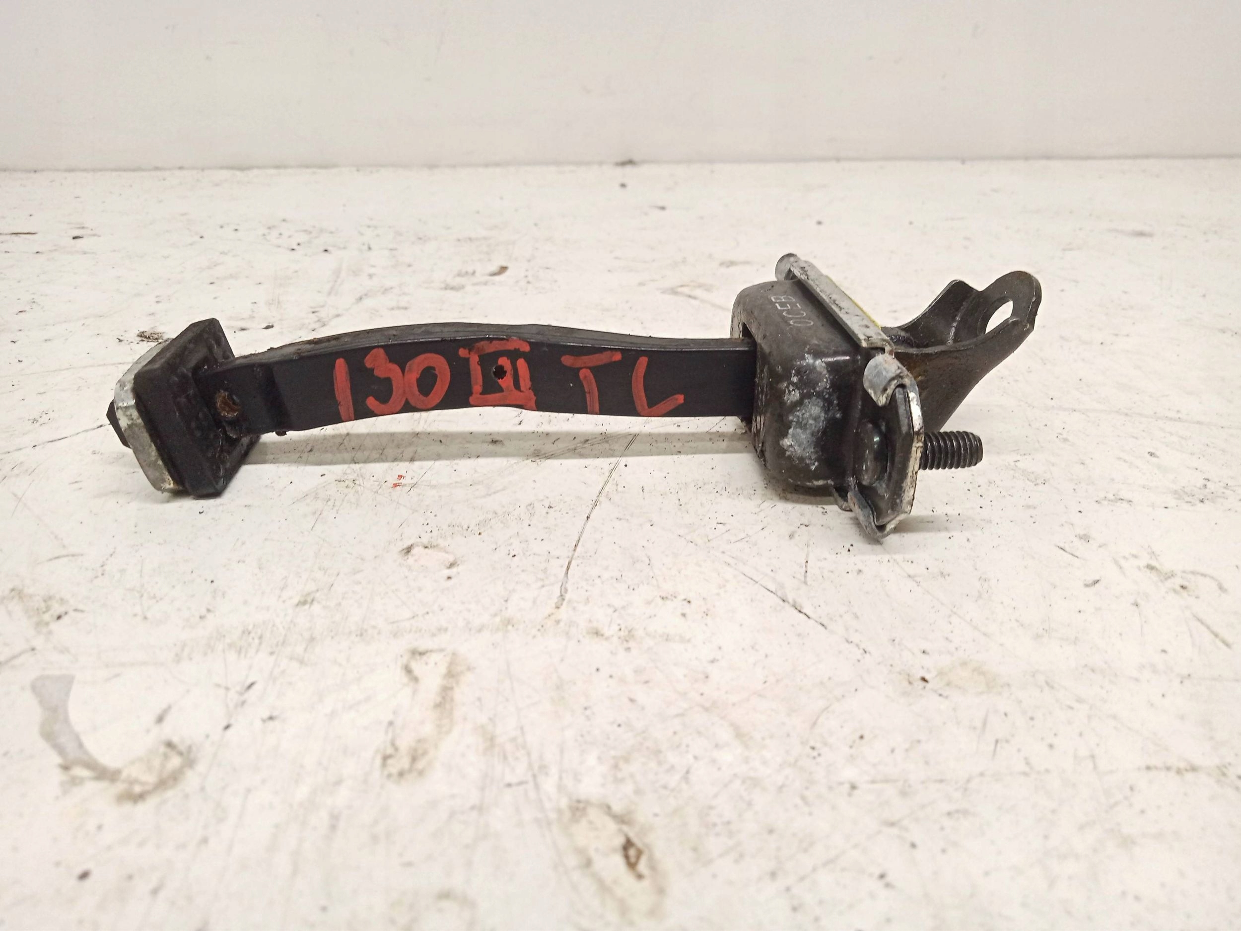 HYUNDAI I30 III HB limiter door left rear part 2017