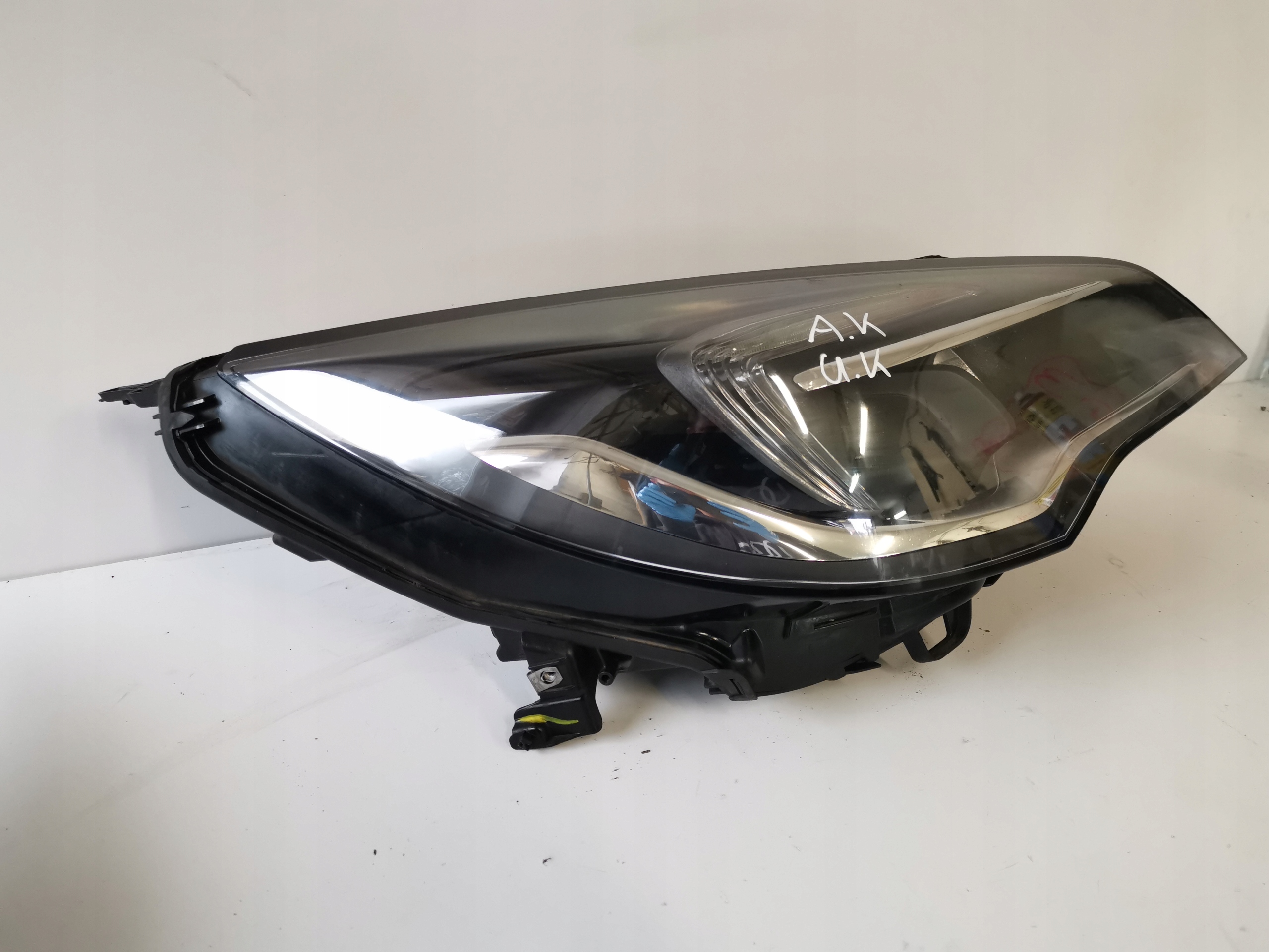 OPEL ASTRA K V REFLEKTOR light right front right front UK ZWYKLA