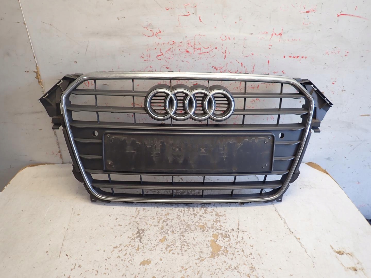 Grill AUDI A4 B8 LIFT 2012-2015 8K0853651E