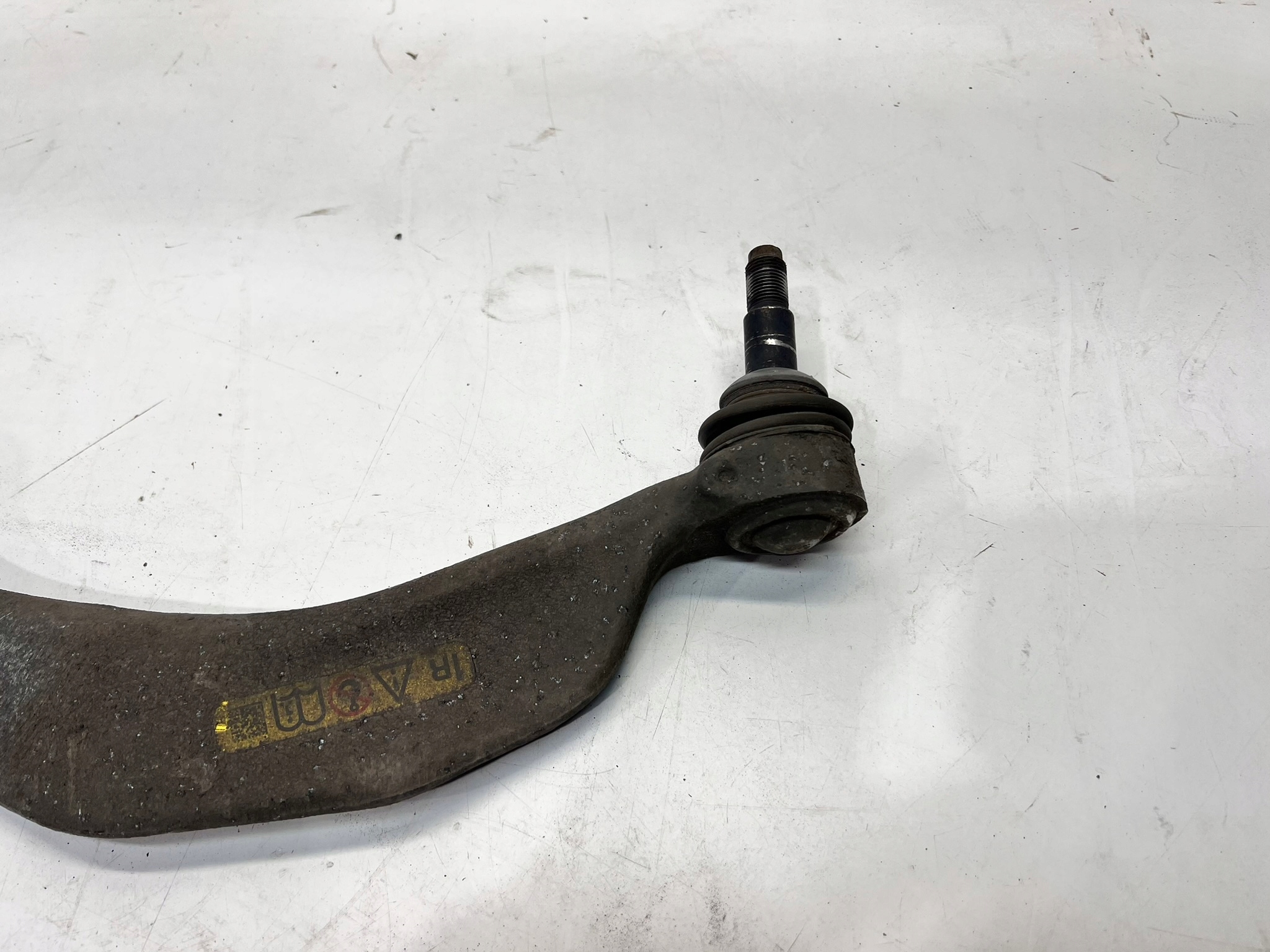 arm right front BMW F10 EN6092T6 36236