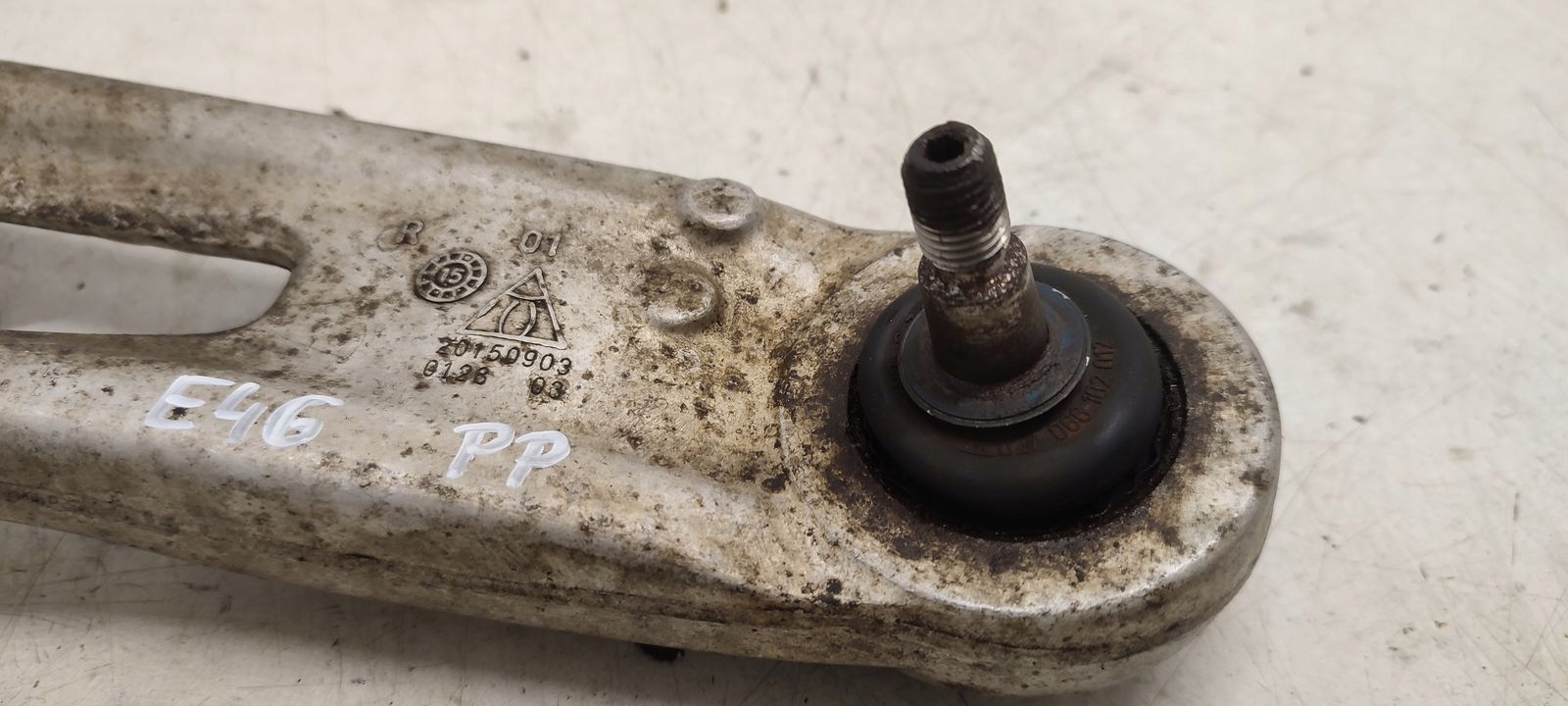 arm front front right BMW E46 LIFT 2,2