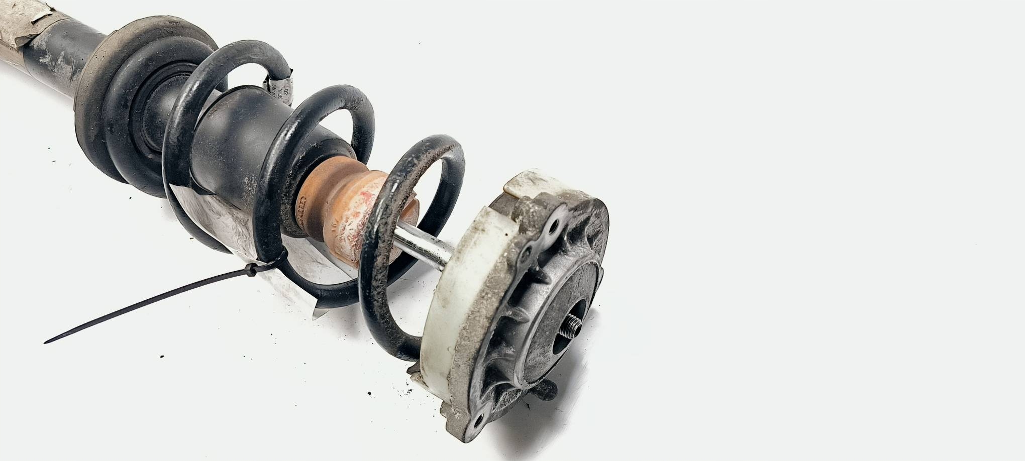 shock absorber left front 8W0413031BG AUDI A4 B9