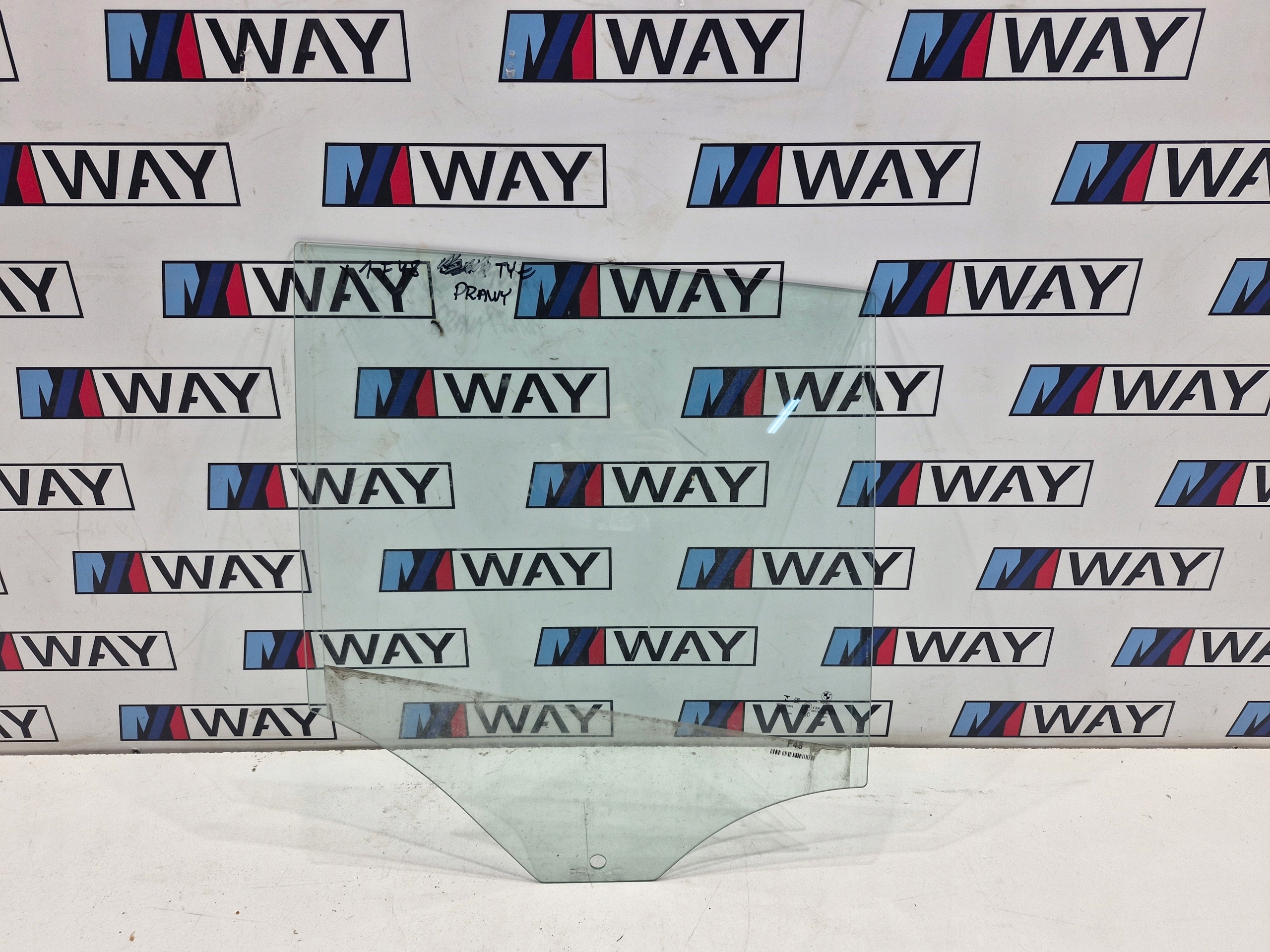 BMW X1 F48 window right rear door original