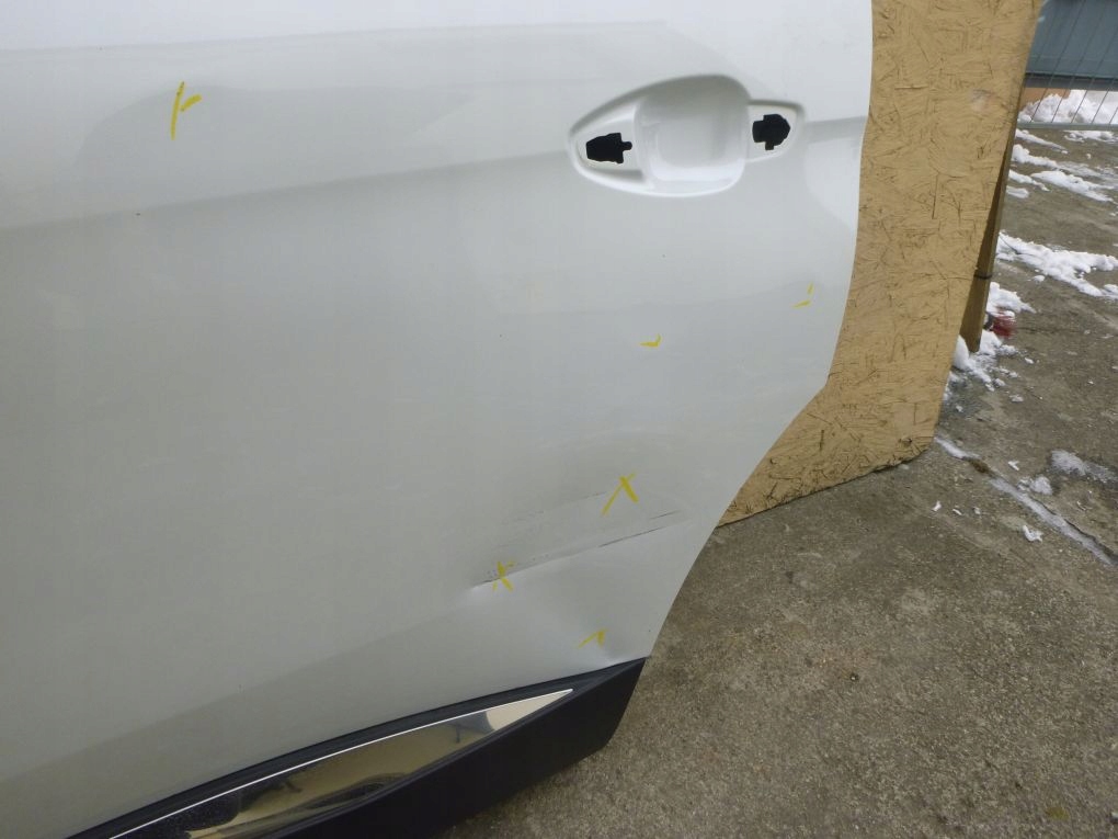 PEUGEOT 5008 II 16- Tür links hinten